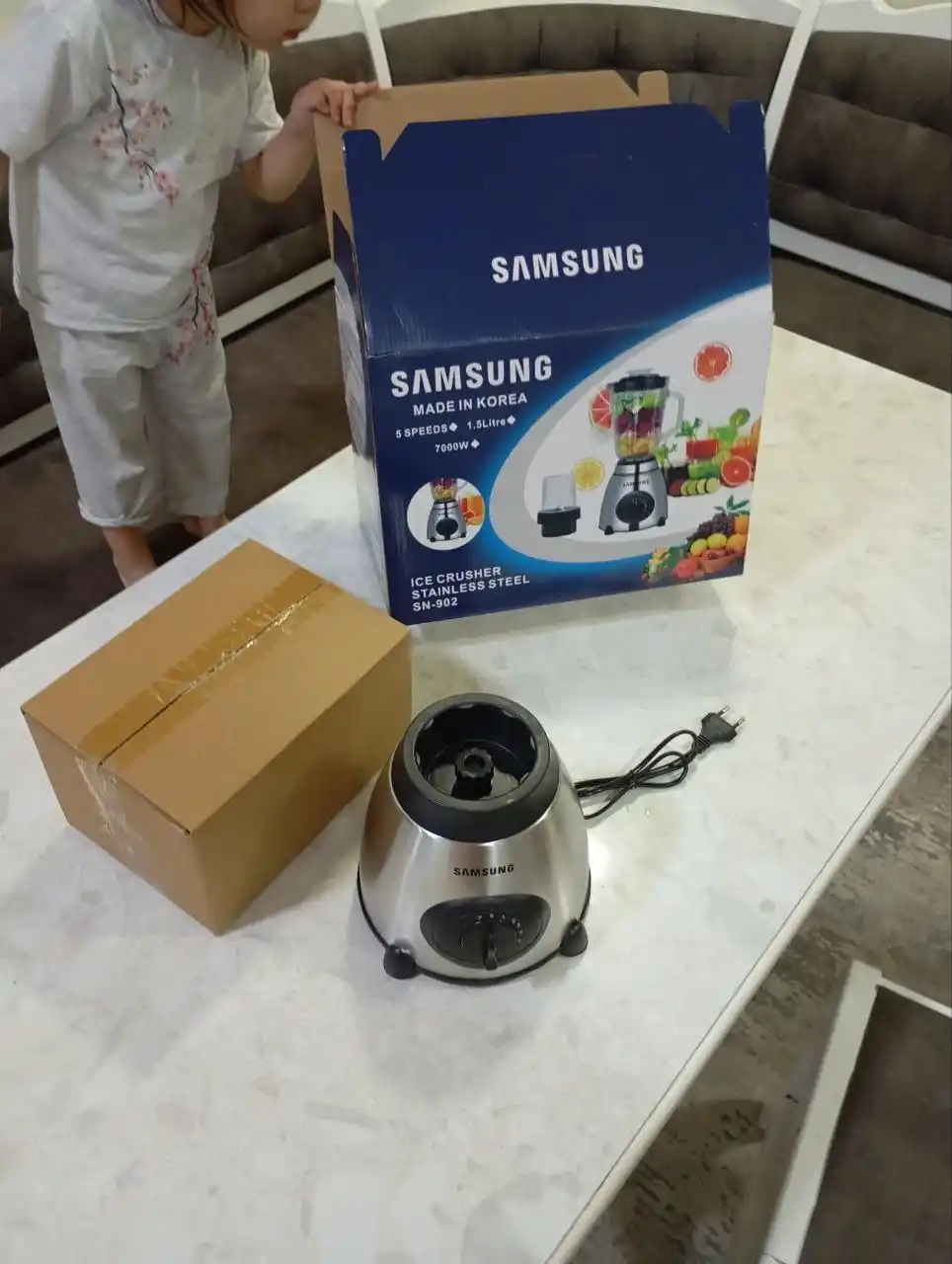 Statsionar blender, muz maydalaydigan 1,5 litrli smuzi-blender