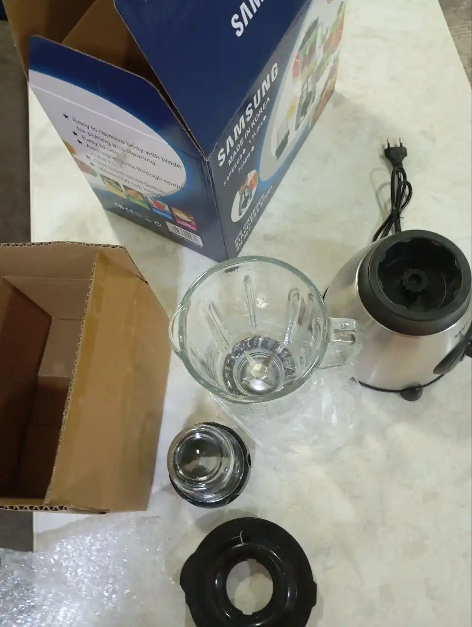 Statsionar blender, muz maydalaydigan 1,5 litrli smuzi-blender