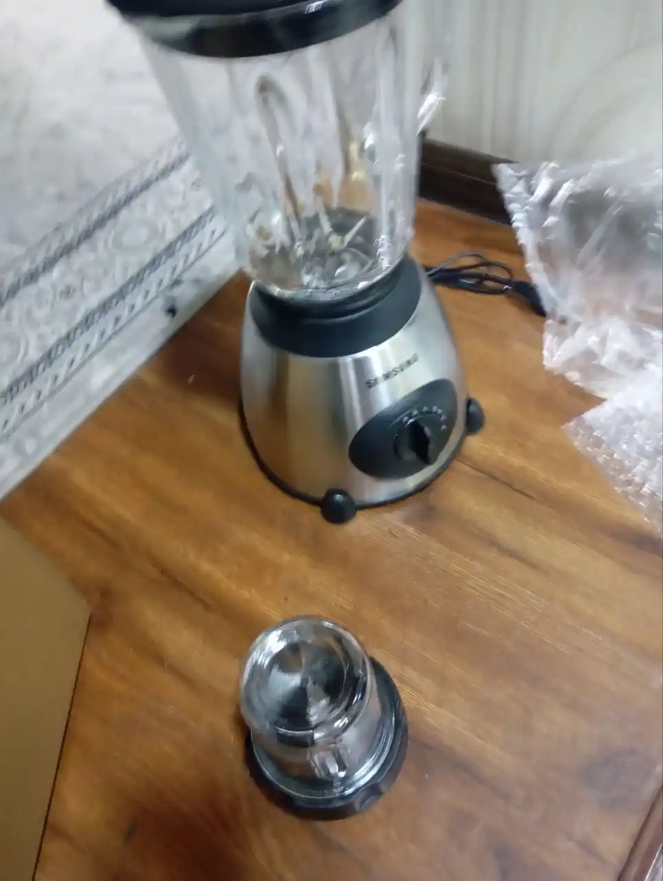Statsionar blender, muz maydalaydigan 1,5 litrli smuzi-blender