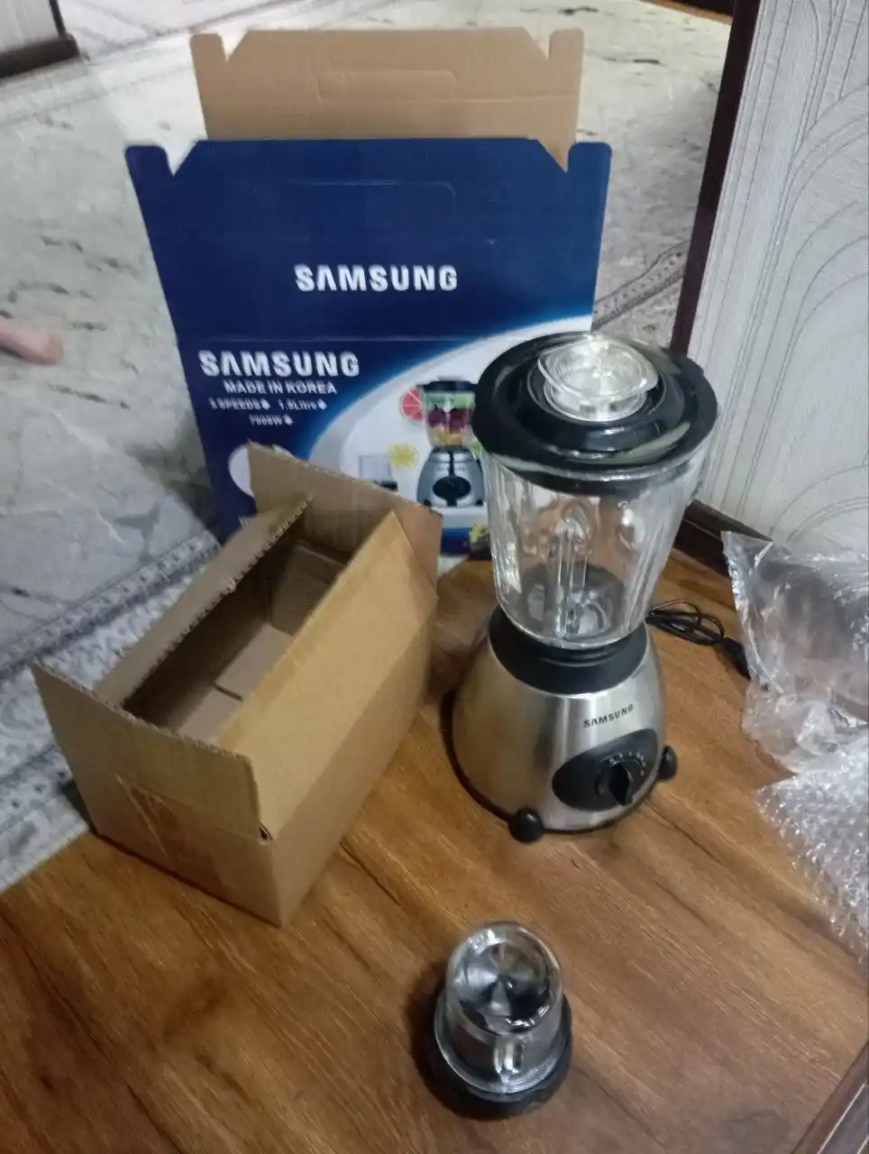 Statsionar blender, muz maydalaydigan 1,5 litrli smuzi-blender