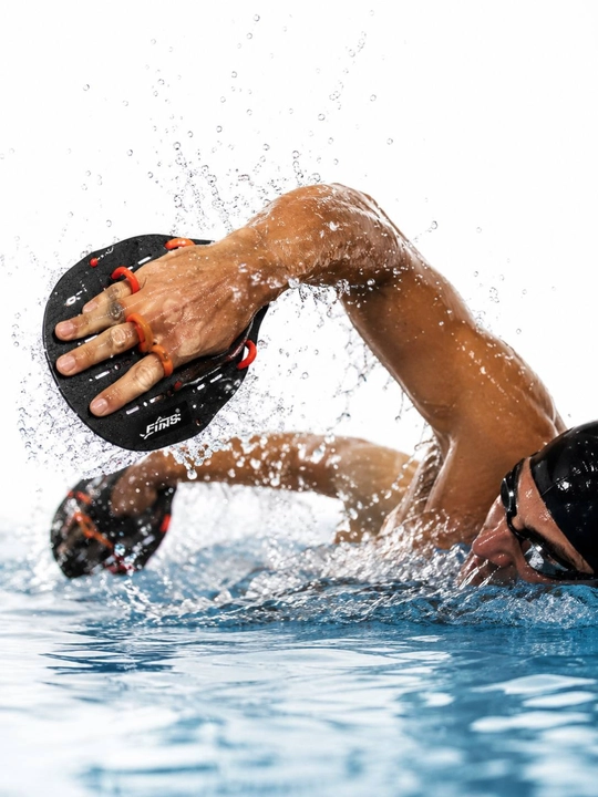 Swimming Paddles — suzish texnikasi tezlik va qo‘l kuchini rivojlantirish uchun ideal akse