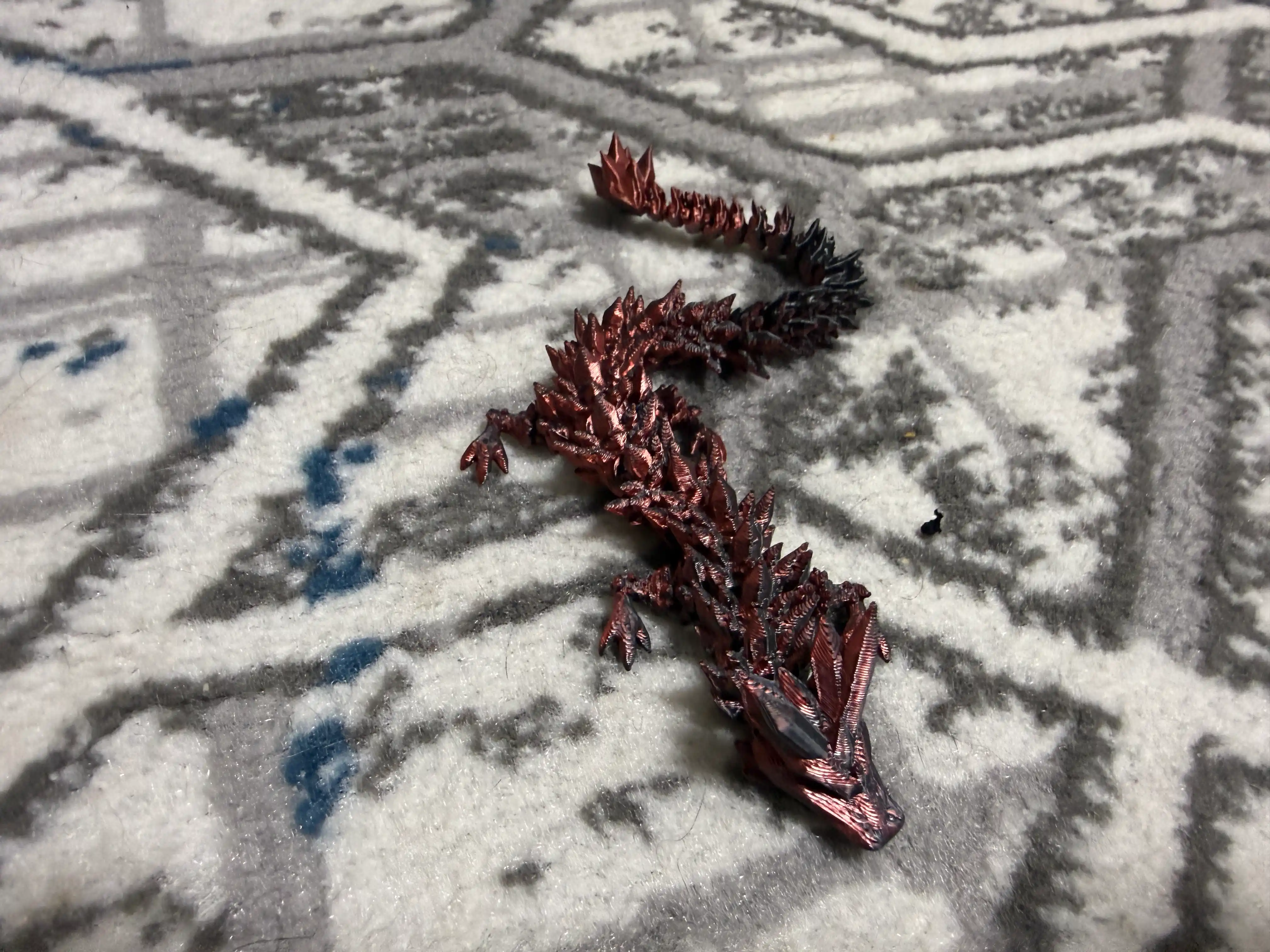 Креативная игрушка — дракон и змея, напечатанные на 3D-принтере