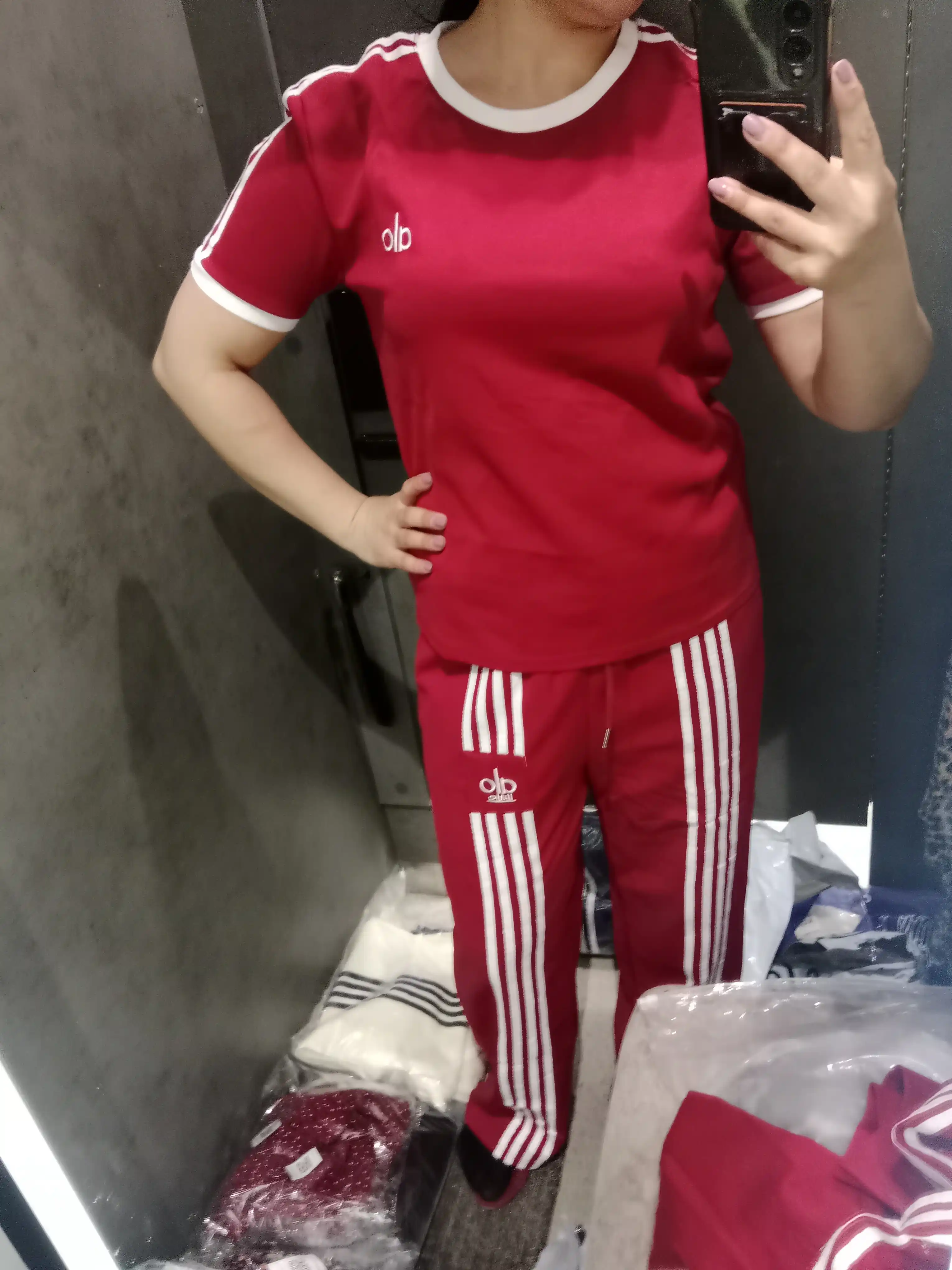 Ayollar uchlik sport kostyumi, 3 dona, shim, futbolka, kurtka, paxta tolali, yozgi-kuzgi, 46-52 o‘lcham