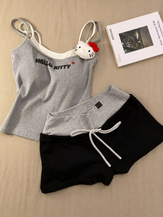 Hello kitty mayka shortikli to'plam, qizlar uchun qulay sport stil to'plam, ayollar pijama