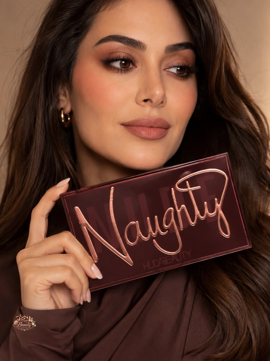 Huda Beauty Naughty Nude, палетка теней 18 оттенков для nude и glam макияжа
