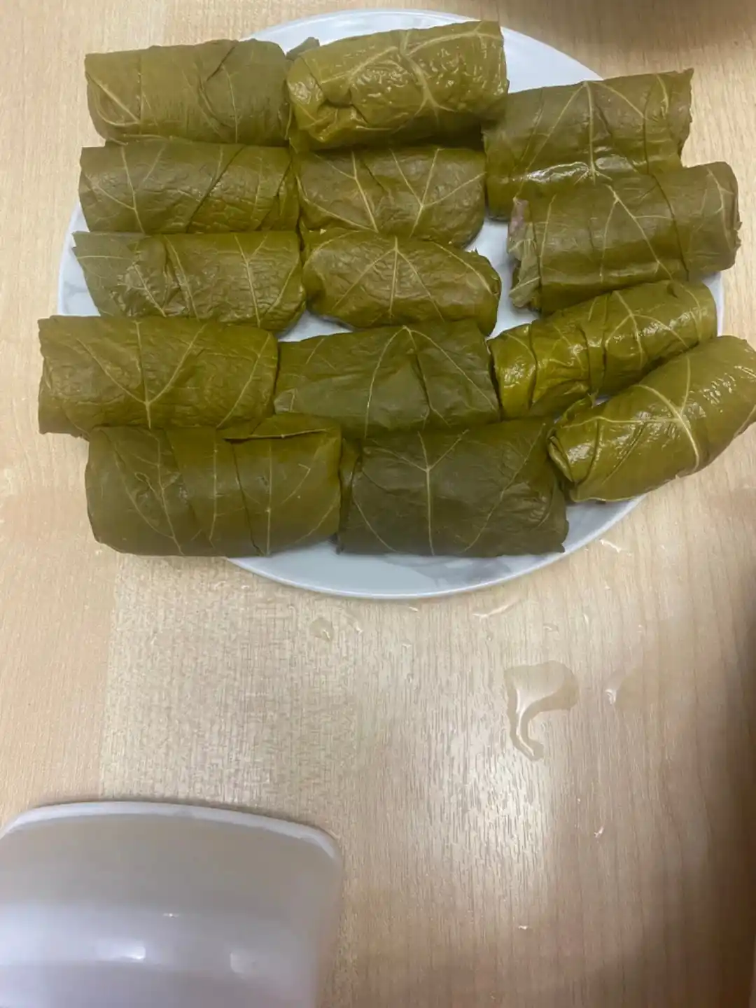 Dolma o'rovchi qurilma