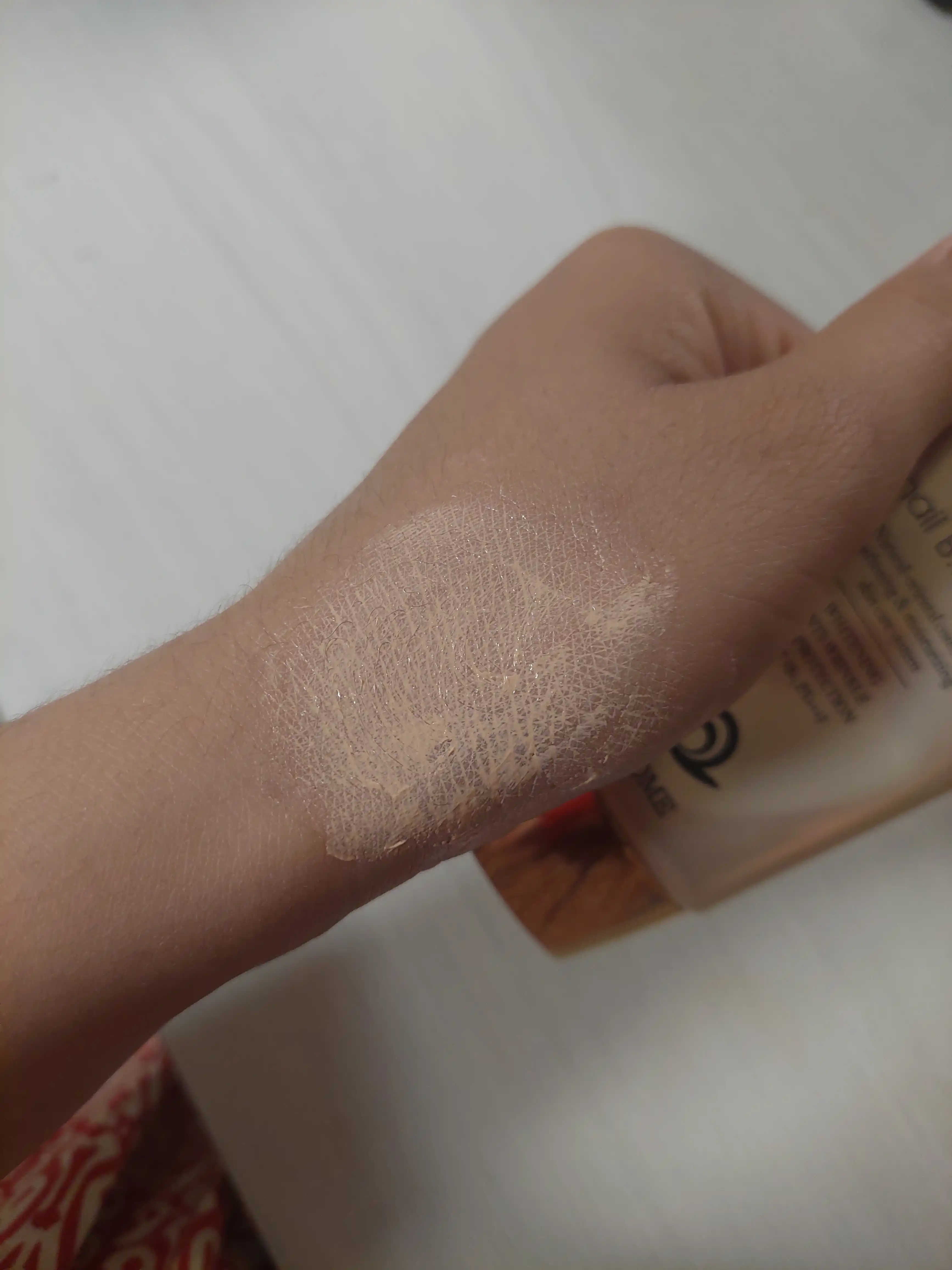 Ko'p funksiyali oqartiruvchi tonal krem SPF 50+, 50 ml