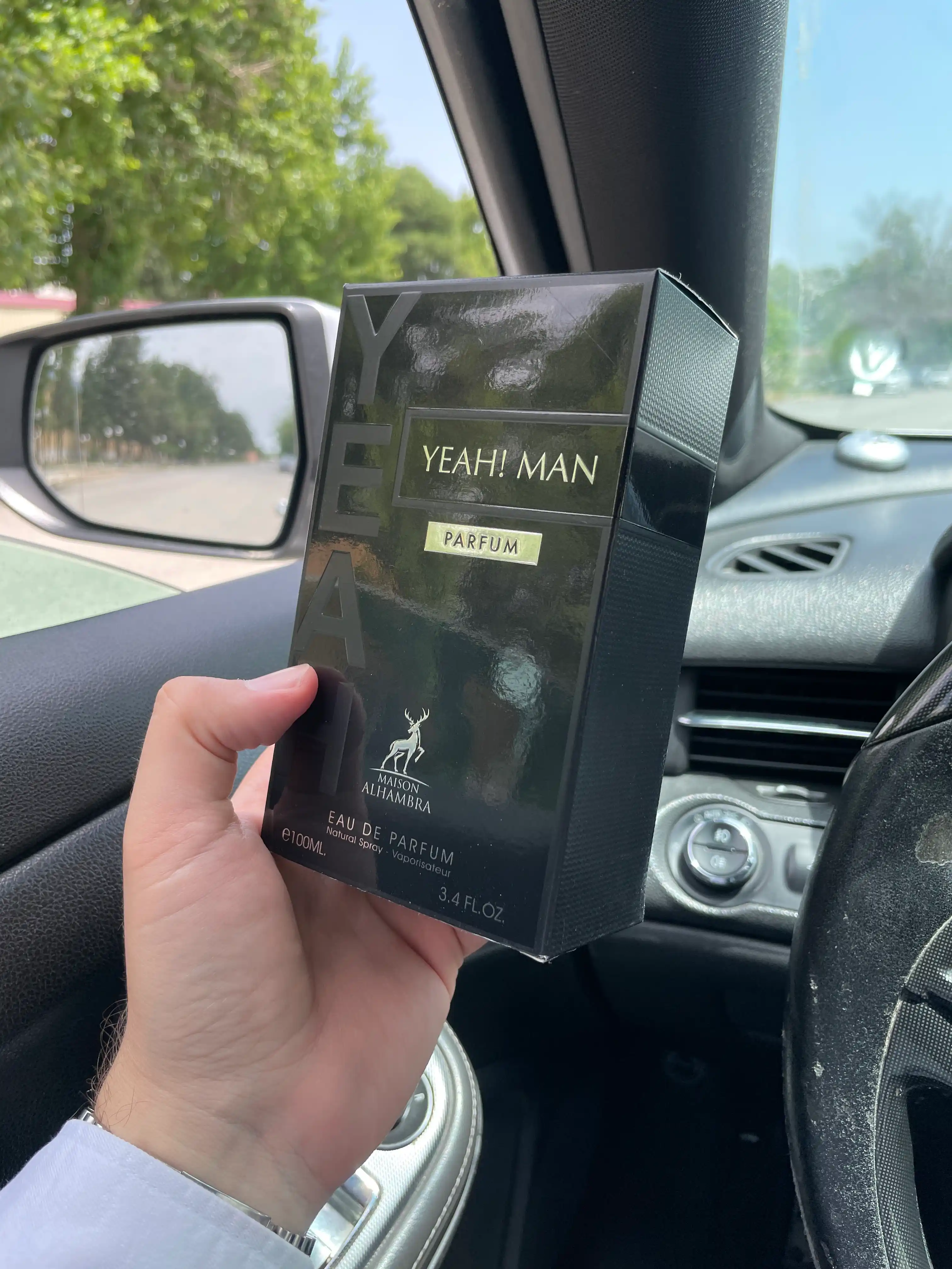 Maison Alhambra Yeah! Man va Yeah! Man parfumlangan suv
