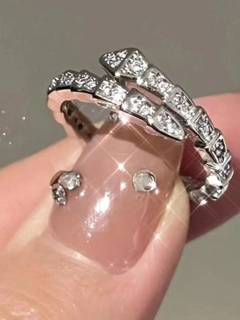 Кораллово-розовый