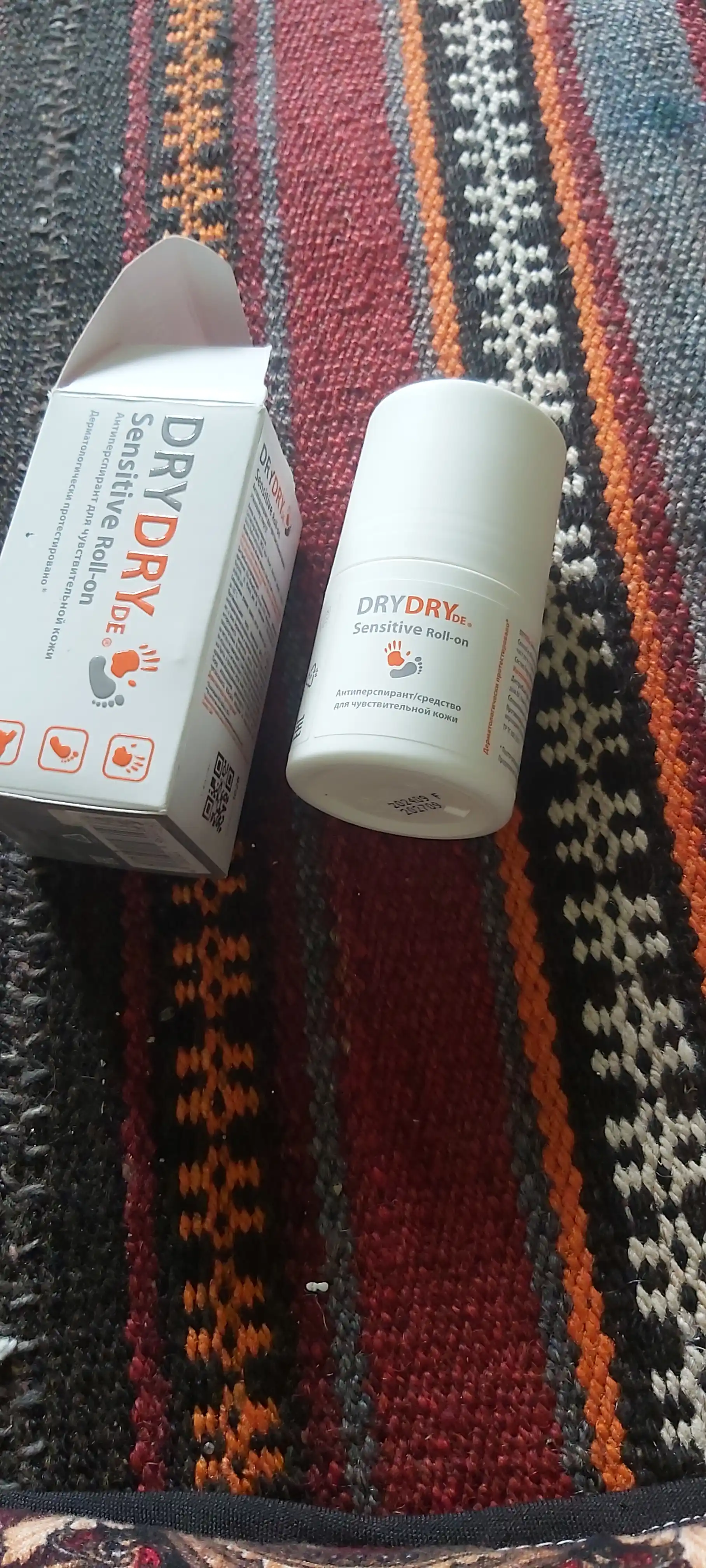Антиперспирант Dry Dry de Sensitive, от потоотделения, для чувствительной кожи