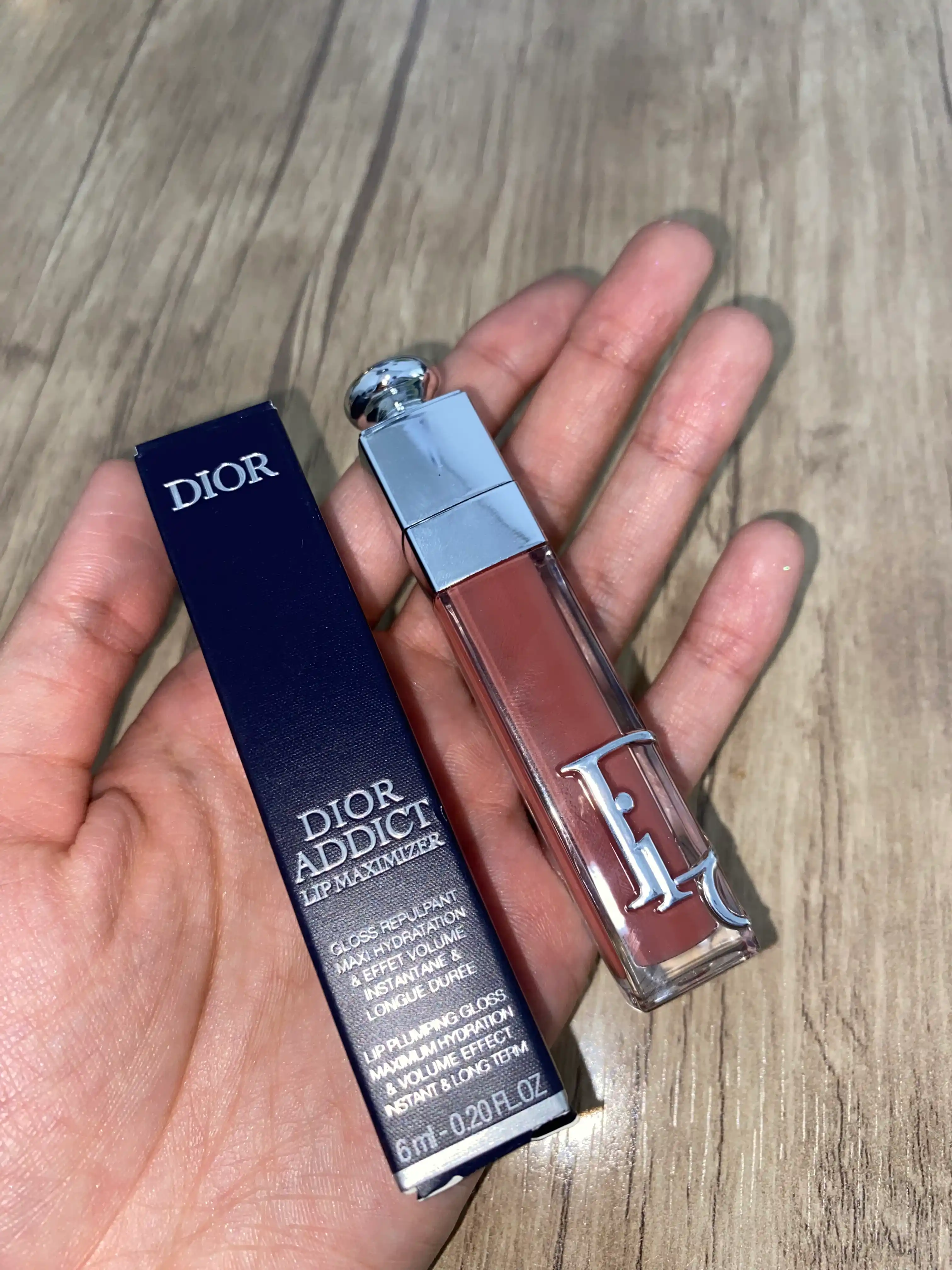 Dior Addict Lip Maximizer — Hajm beruvchi va namlantiruvchi lab uchun yaltiroq (blesk)