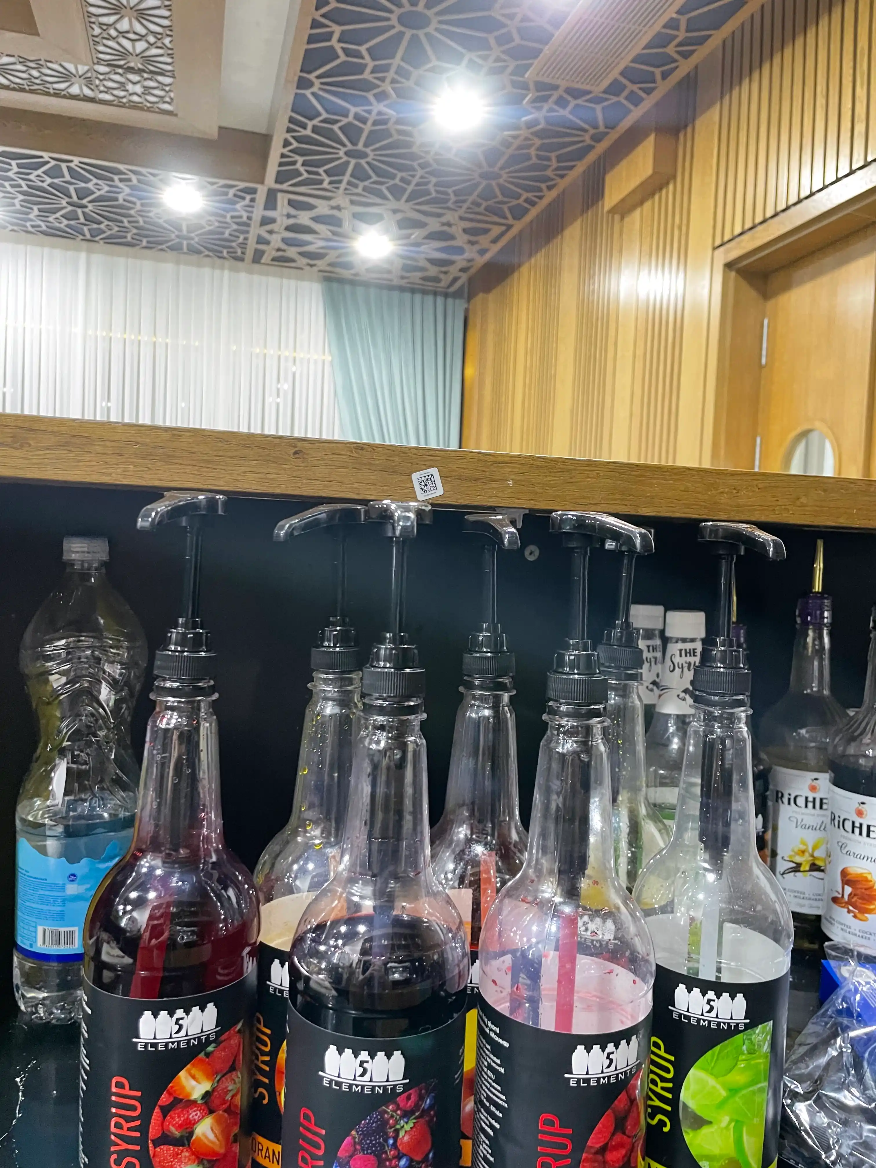 Naychali dozator, siroplar, sous uchun dispenser, suyuqlik uchun pompa