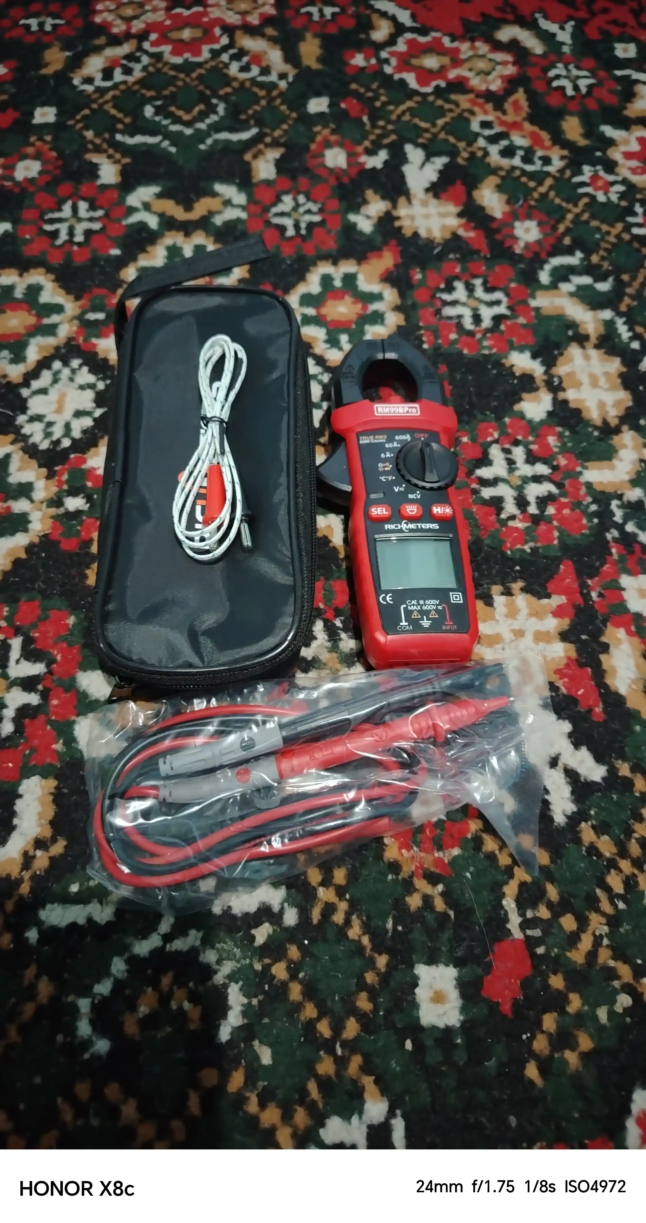 Oqim oqadilar termojuft bilan 99b raqamli multimetr