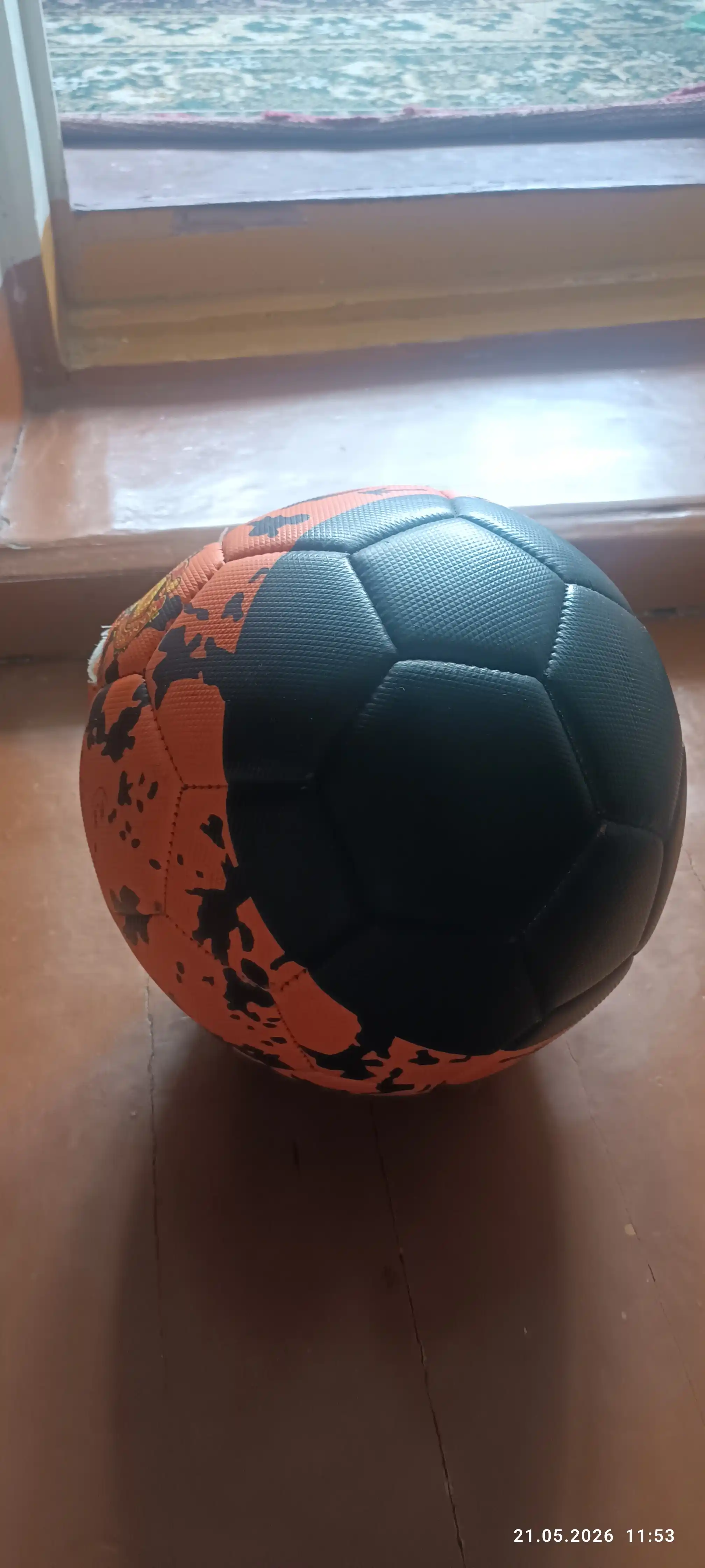 Futbol to‘pi 5 o‘lcham, mashg‘ulot va o‘yinlar uchun, bolalar va kattalar uchun
