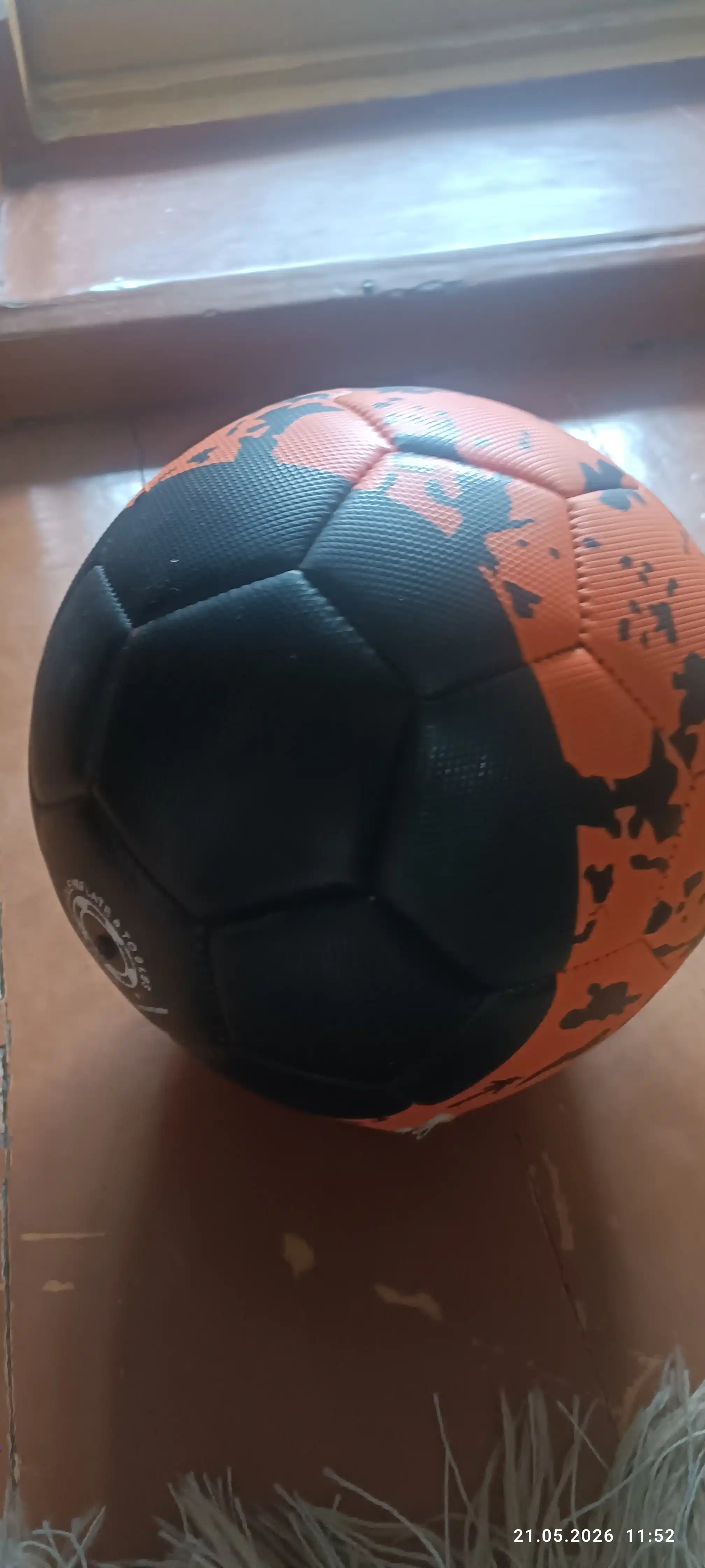 Futbol to‘pi 5 o‘lcham, mashg‘ulot va o‘yinlar uchun, bolalar va kattalar uchun