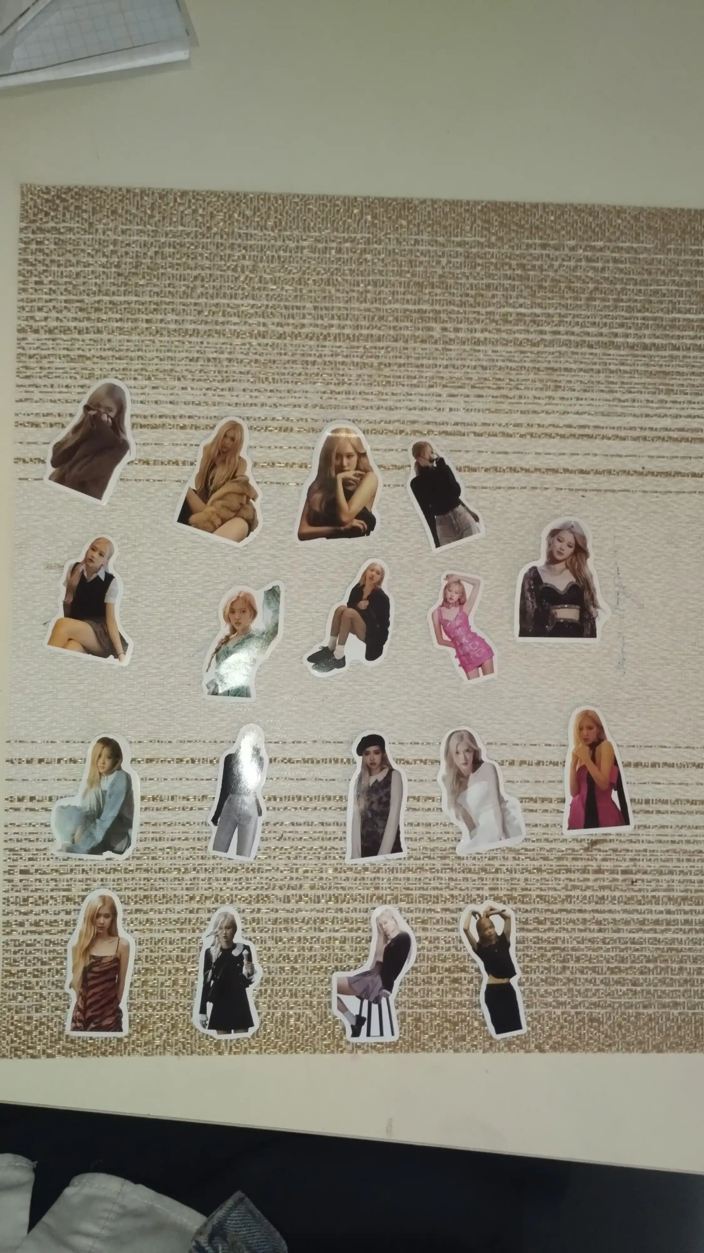 K-pop stikerlari to'plami BTS BlackPink,Lisa,Rose,Jenni,Jisoo,Jungkook