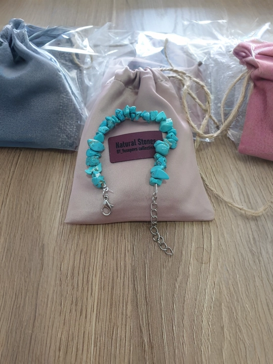 Natural Stones — tabiiy toshlardan yasalgan bilaguzuk, rang tanlash
