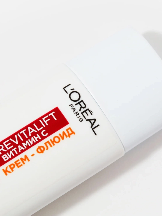LOREAL Revitalift Крем-флюид для лица Витам C SPF50