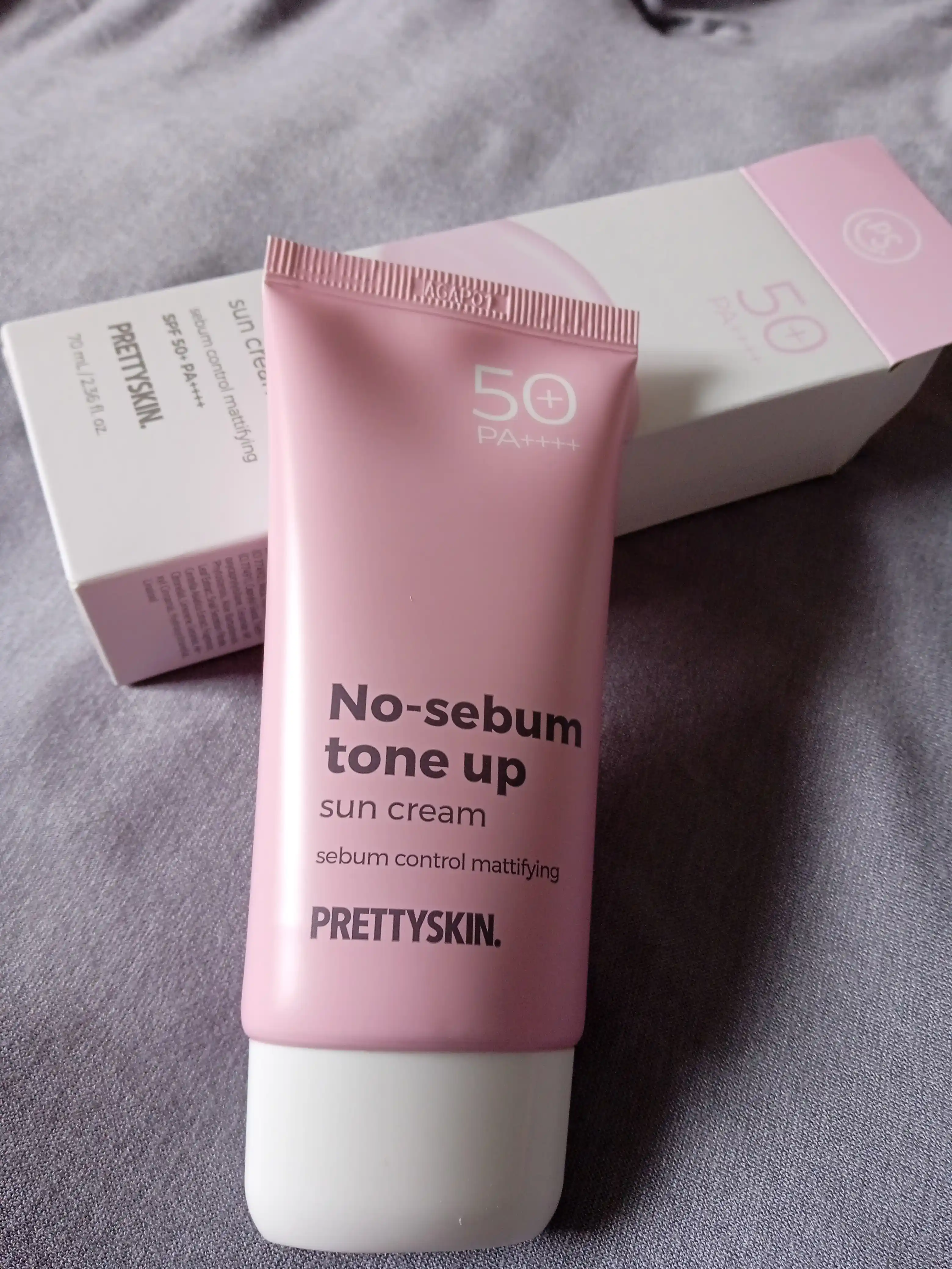Quyoshdan himoya qiluvchi, namlovchi krem Pretty skin SPF 50+ PA++++, 70 ml