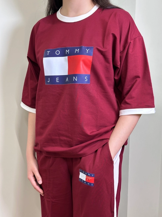 Tommy Jeans uslubidagiAyollar sport kostyumi, oversize, zamonaviy, qulay o‘lchamlari 44-50