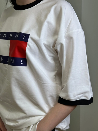 Tommy Jeans uslubidagiAyollar sport kostyumi, oversize, zamonaviy, qulay o‘lchamlari 44-50