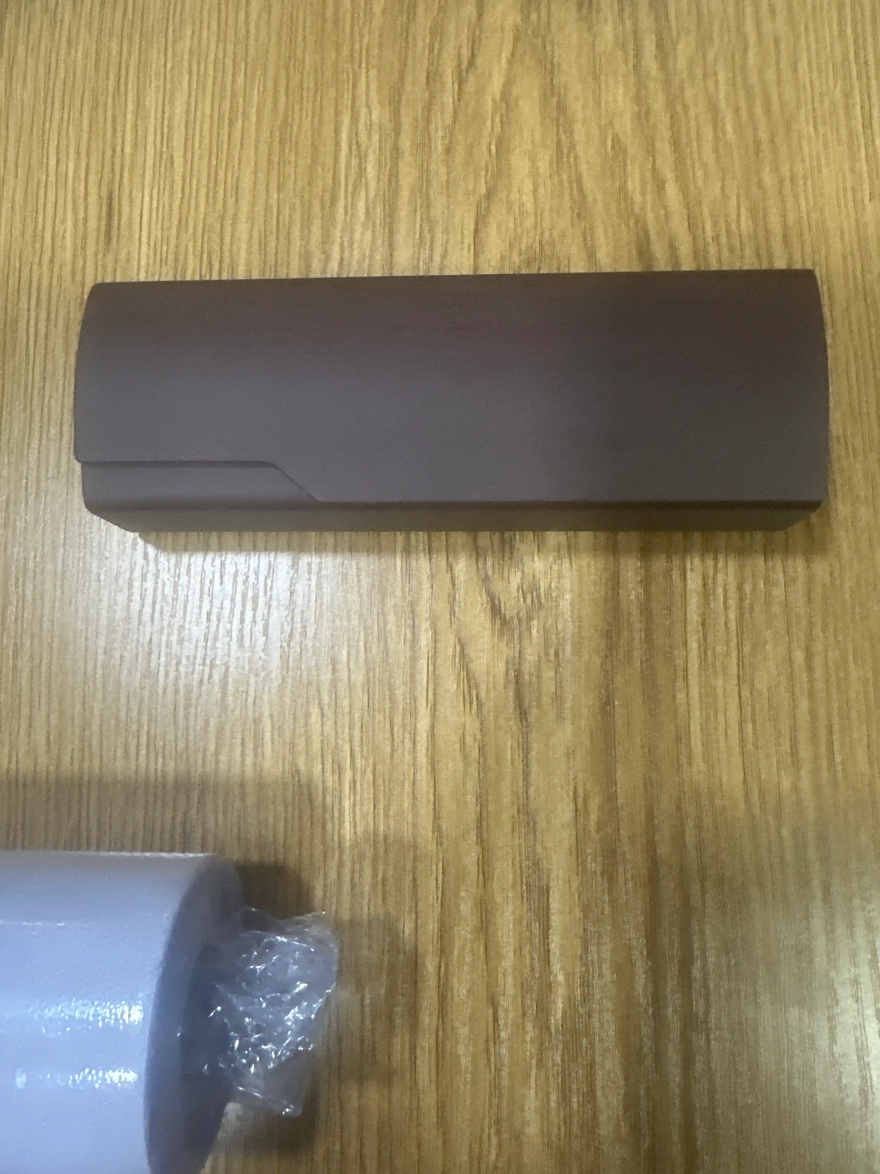 OptiSafe, ixcham va chidamli ko‘zoynak g‘ilofi