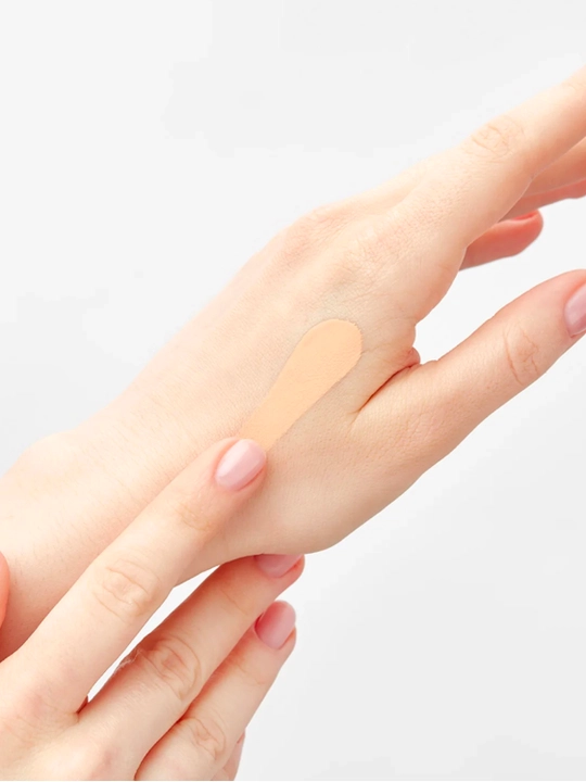 Tonal krem Note Mattyfying Extreme Wear Foundation 01 - 03, 100 - 102, 116, 121, 125, SPF