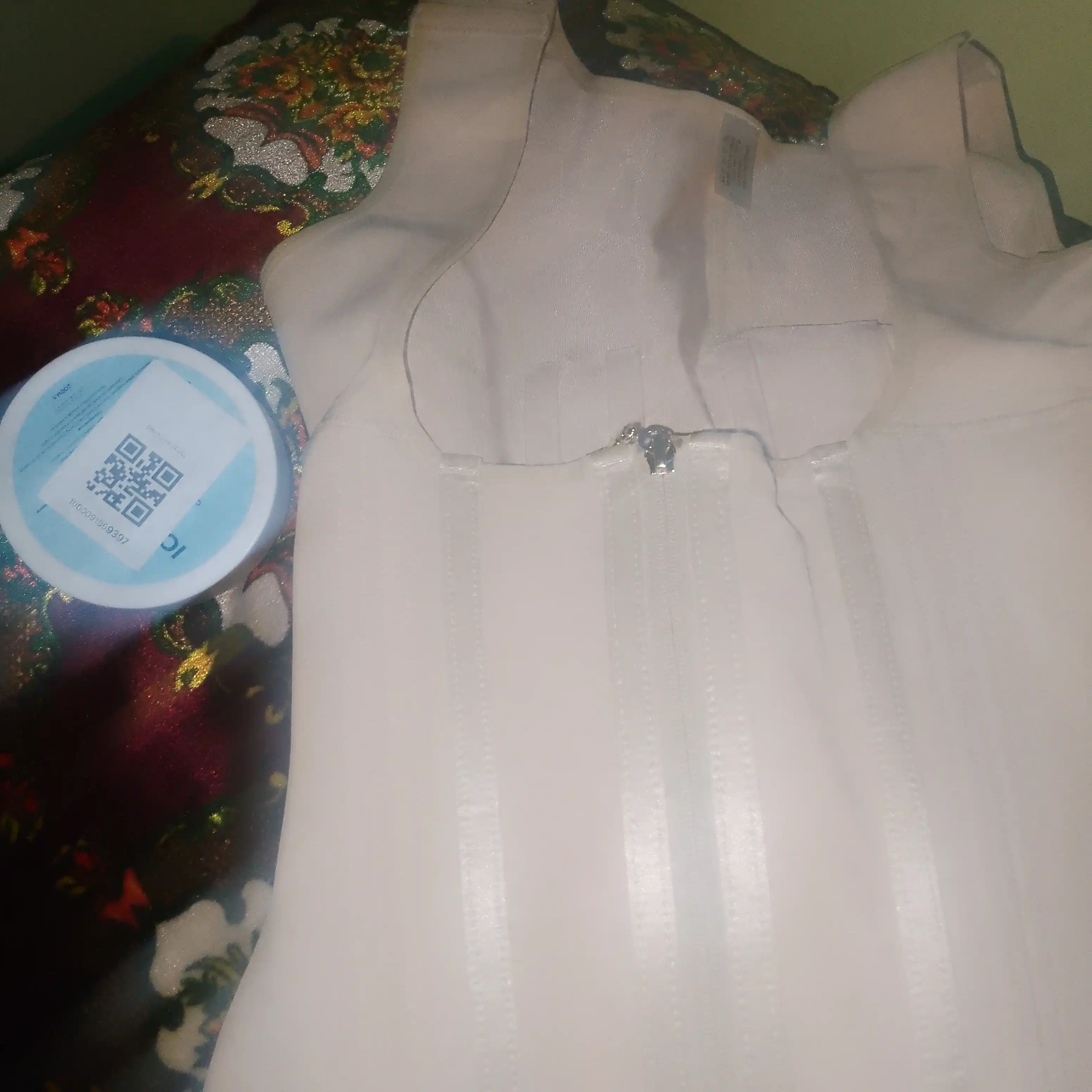 Ayollar karseti, ozdiruvchi body, body karset