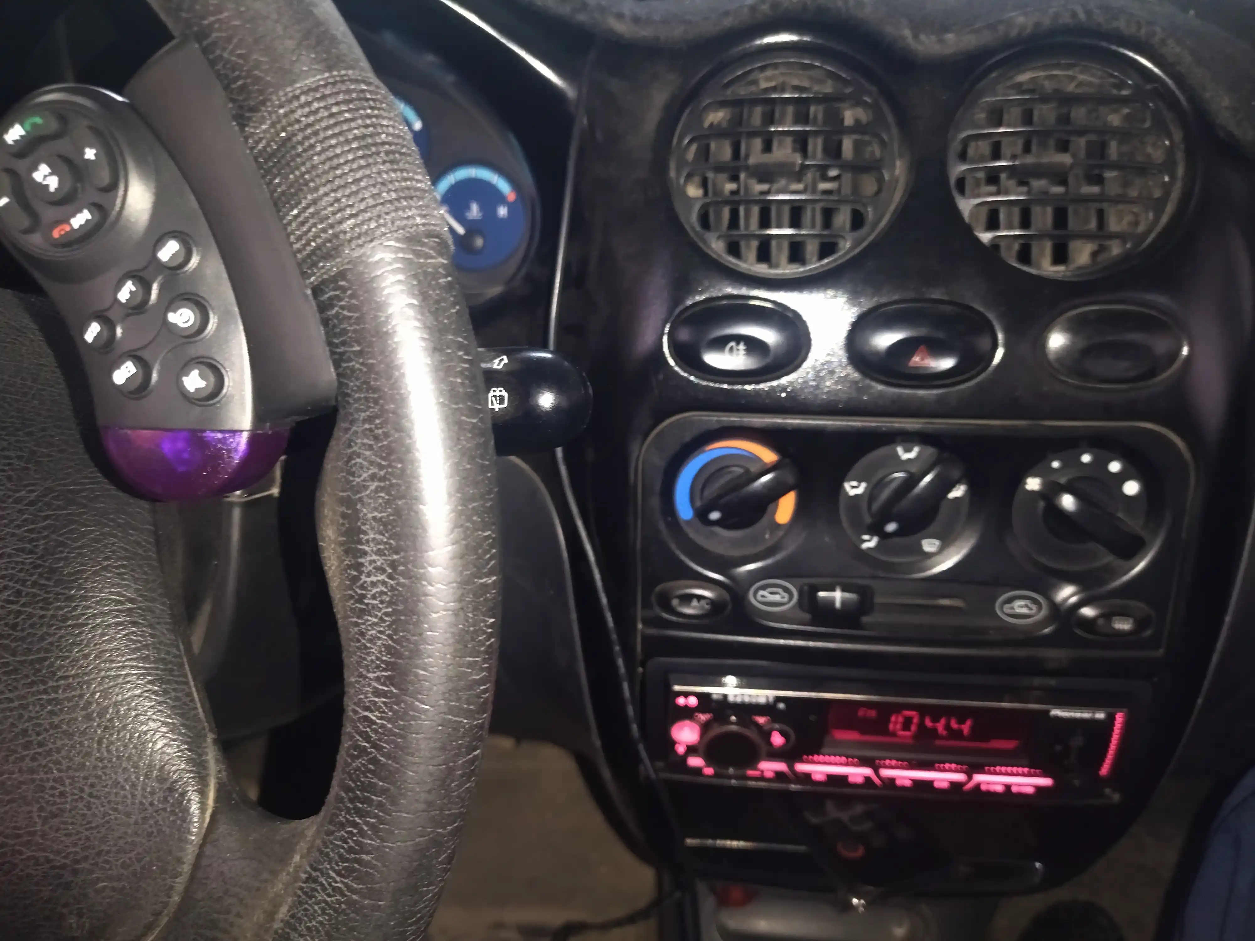 Колонки Pioneer, 10 см размер, Matiz, Spark, Nexia 1-2, Damas и другие