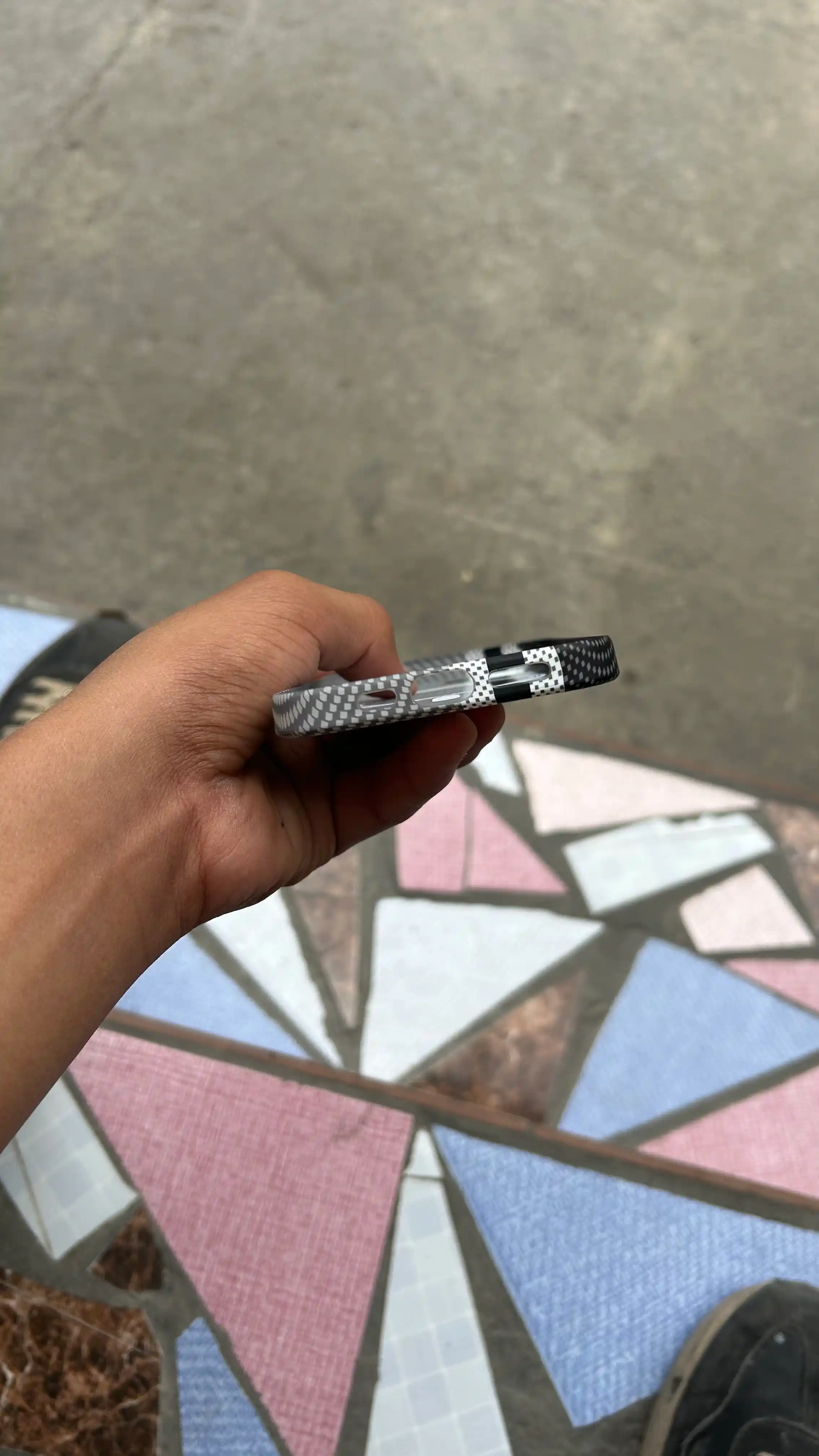 Чехол Magsafe Carbon для iPhone 13, 14 pro, 14 pro max, 15 pro, 15 pro max