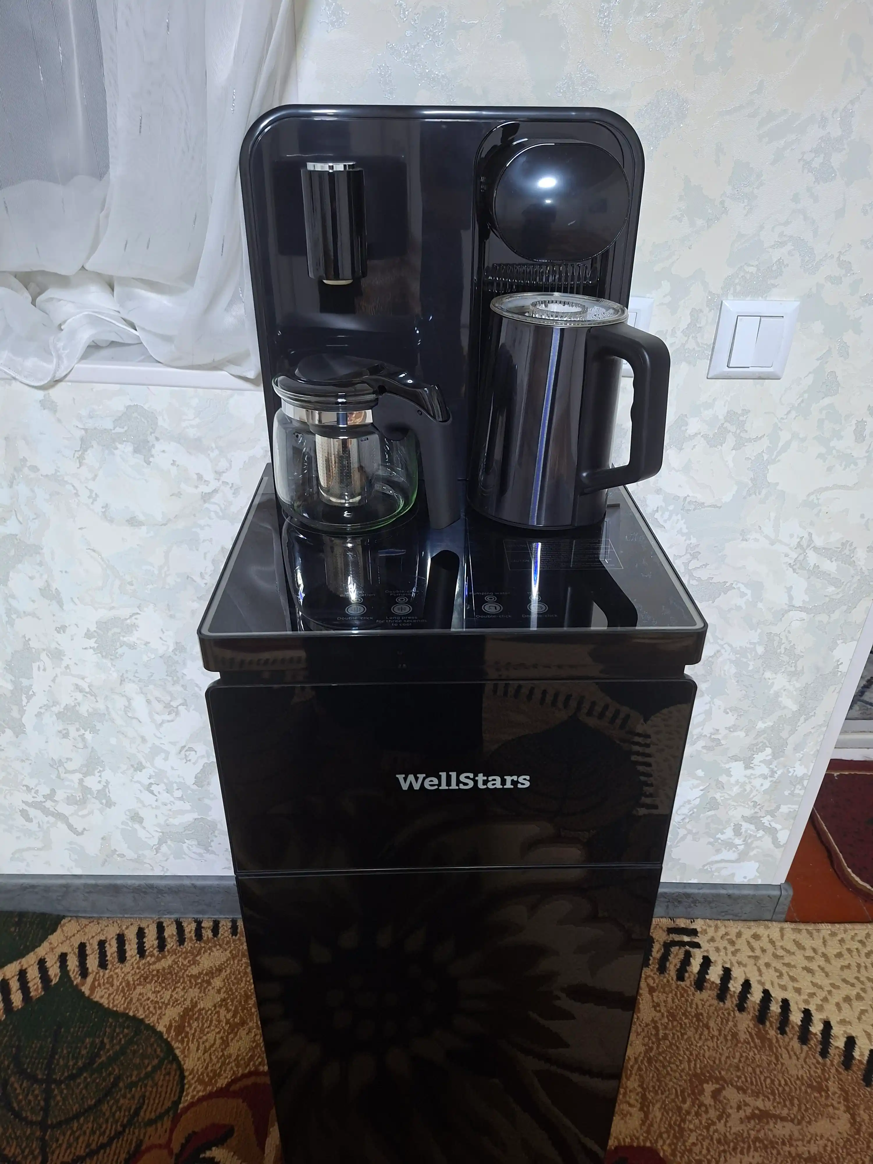 Кулер для воды WellStars с чайником, с нижней загрузкой, управление через пульт