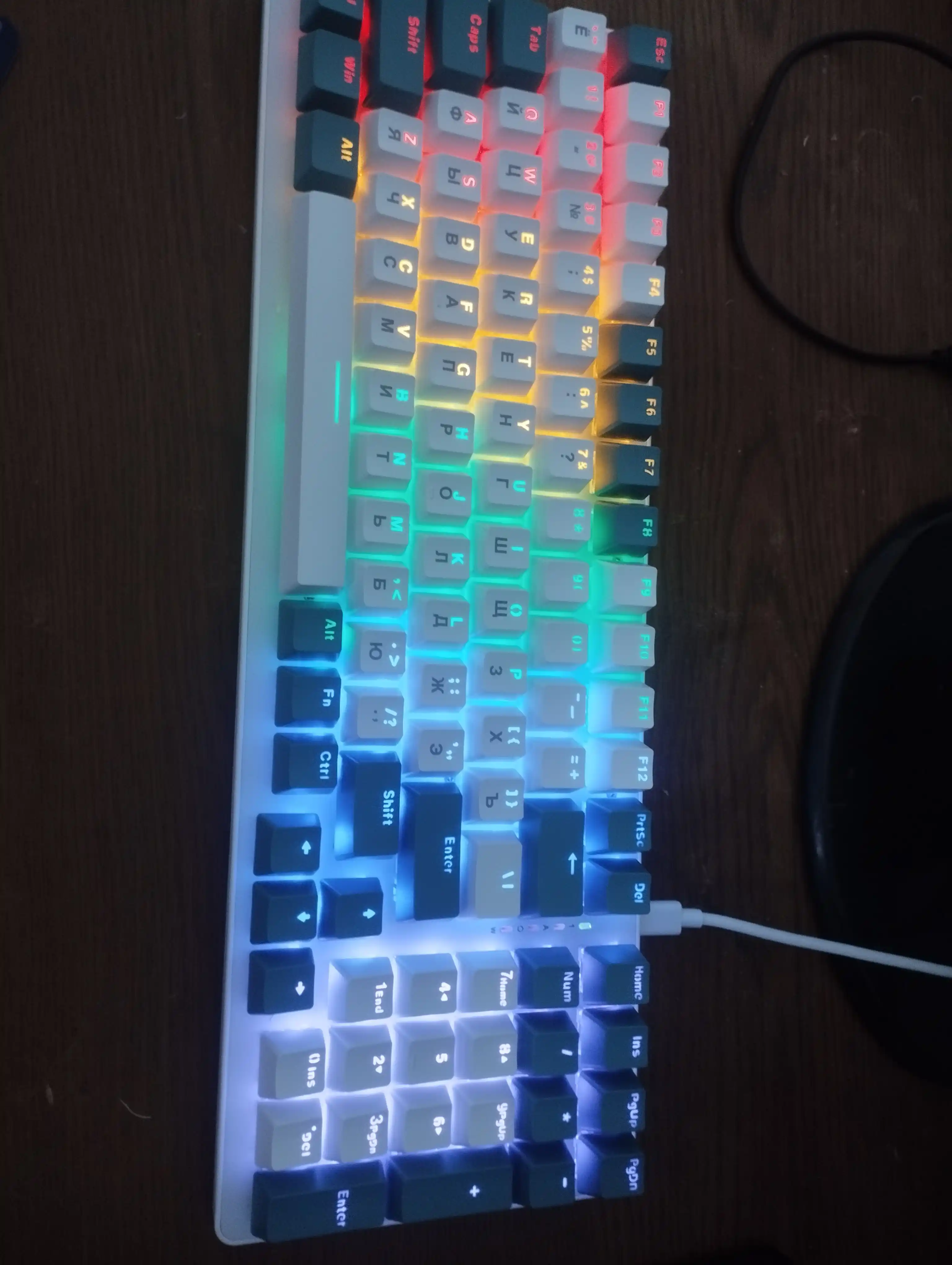 Klaviatura Freewolf K3 mexanik gaming klaviatura, Hot Swap, simli