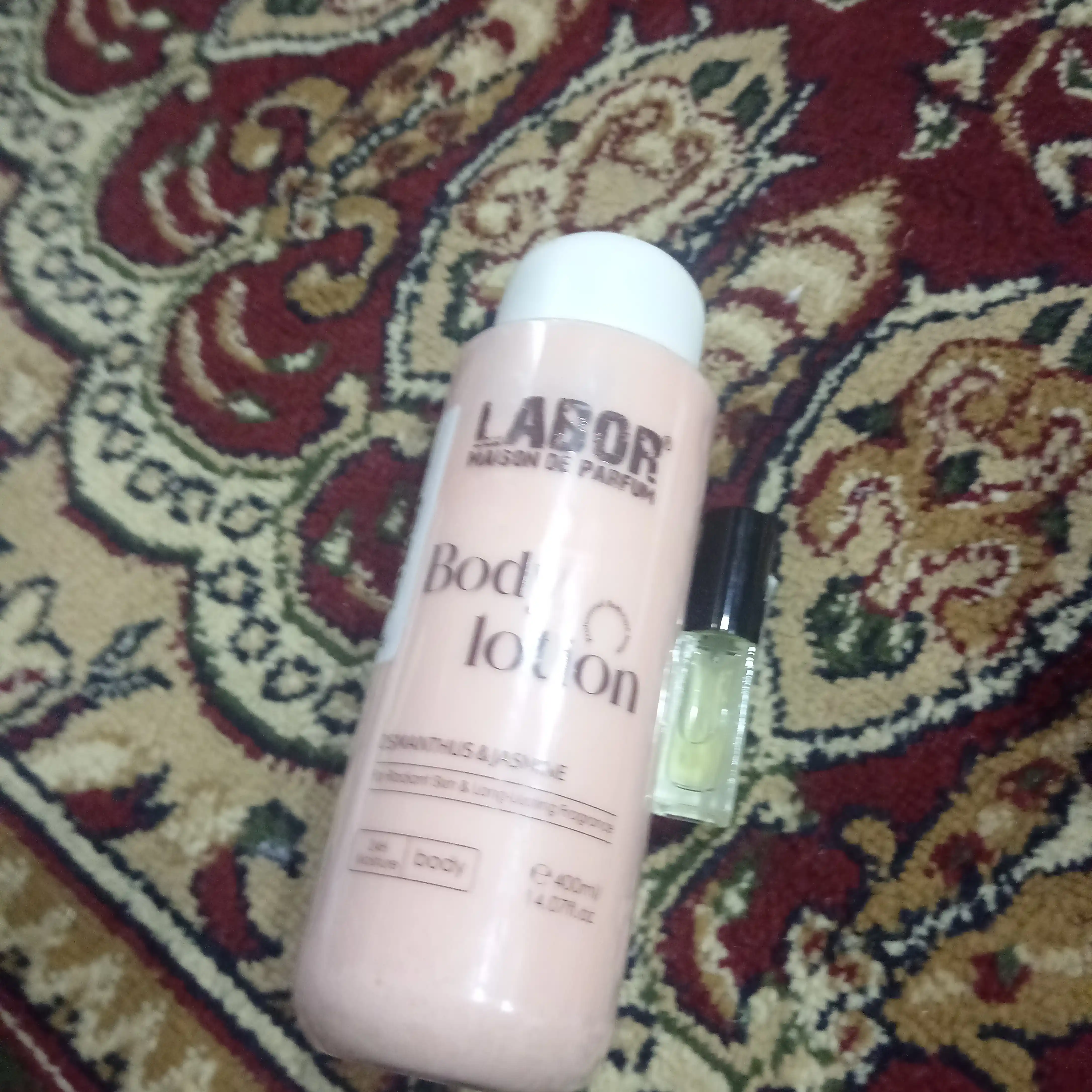 Лосьон для тела 400 мл Labor body lotion, увлажняющий и парфюмированный