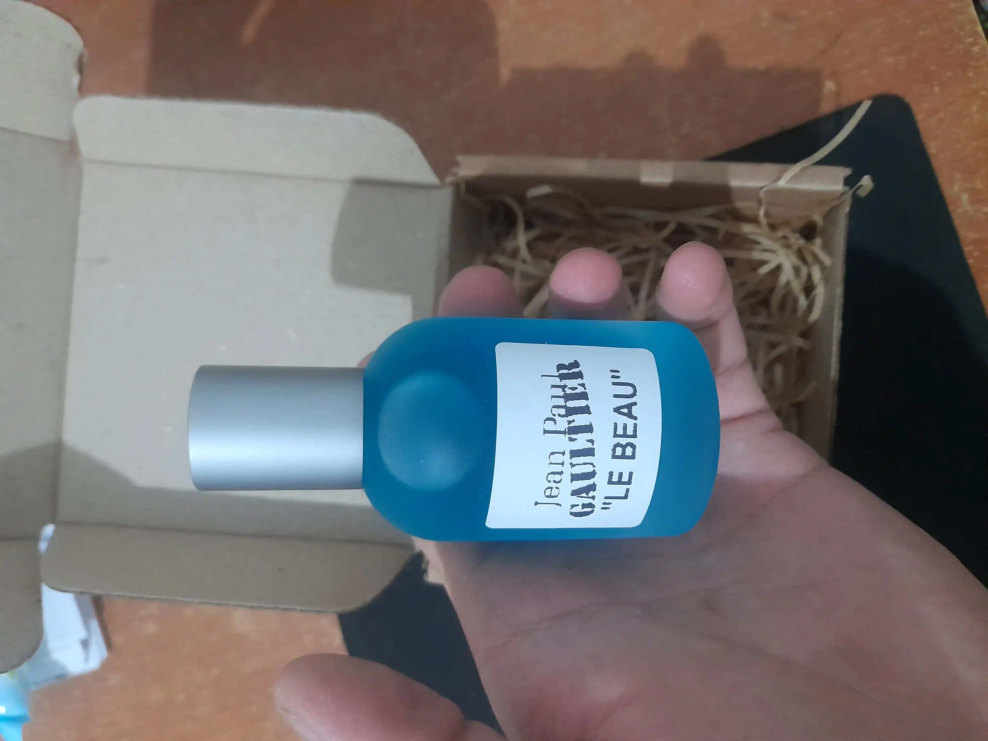 Atirlar erkaklar Le Beau Le Parfum Jean Paul Gaultier, erkaklar atiri, probnik atirlar