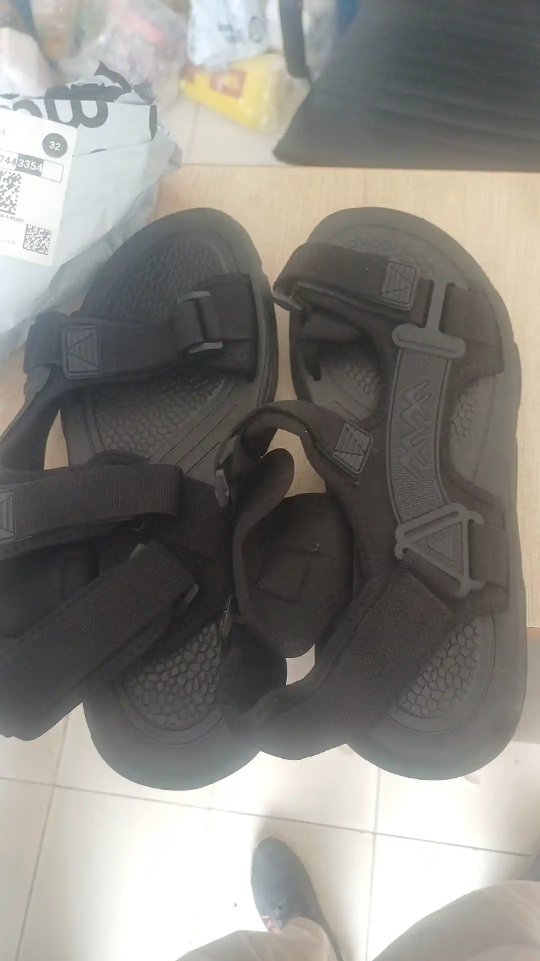 Erkaklar sport sandallari