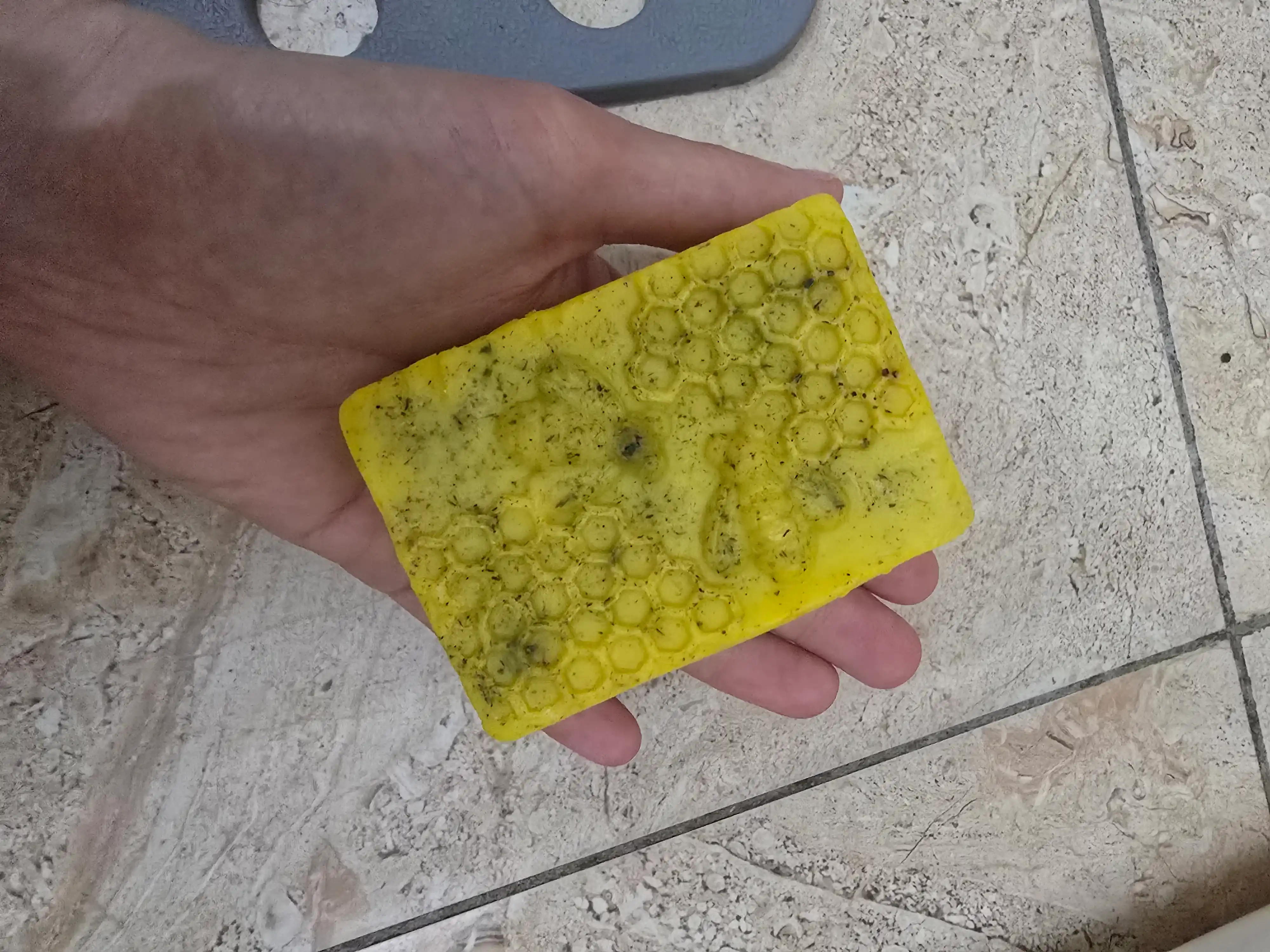 Intim gigeniyasi uchun natural organic hammaga to'g'ri keladigan oqartiruvchi sovun
