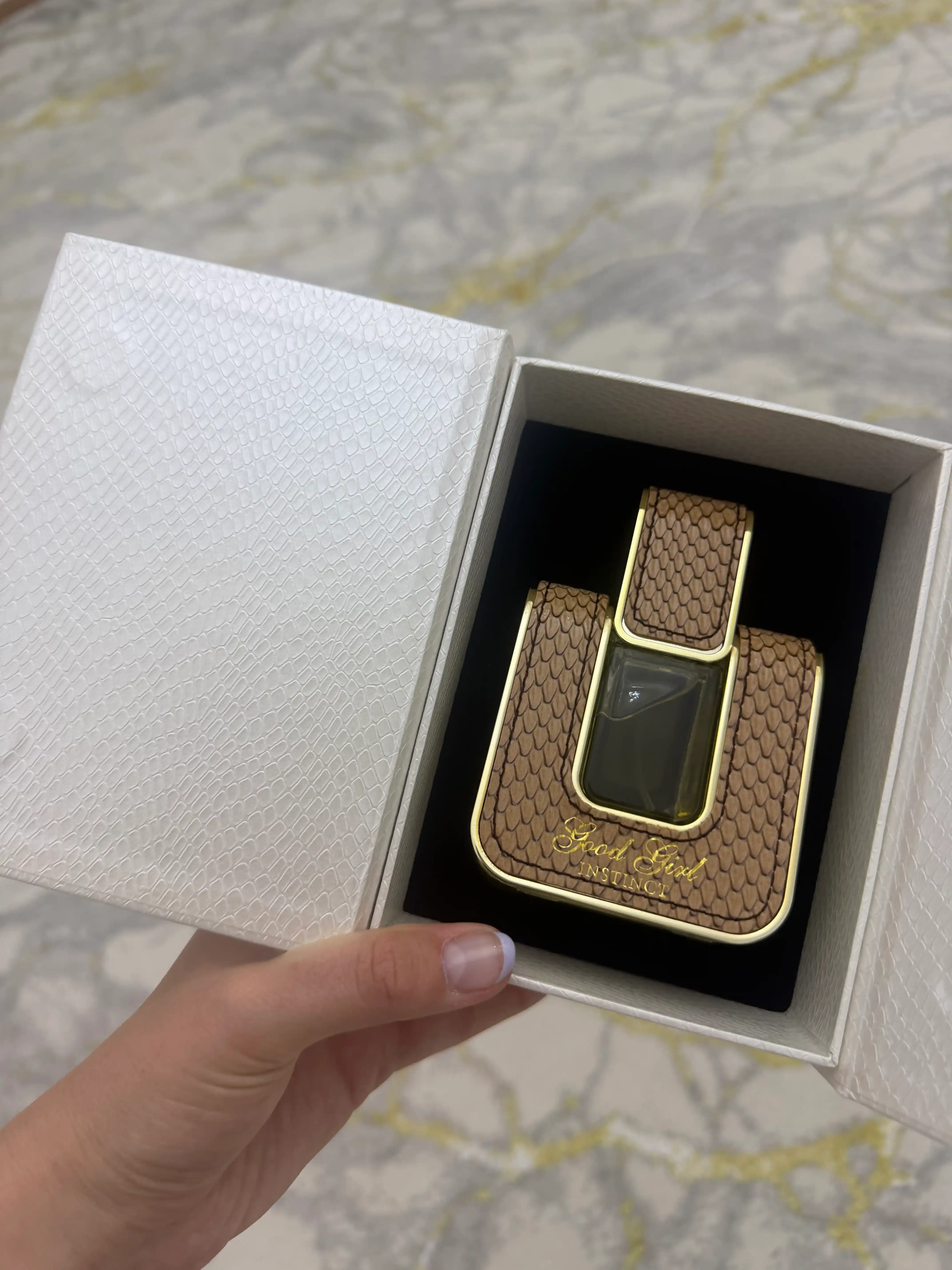 Parfyumlangan suv ayollar uchun OMAF Instinct Good Girl, 100 ml
