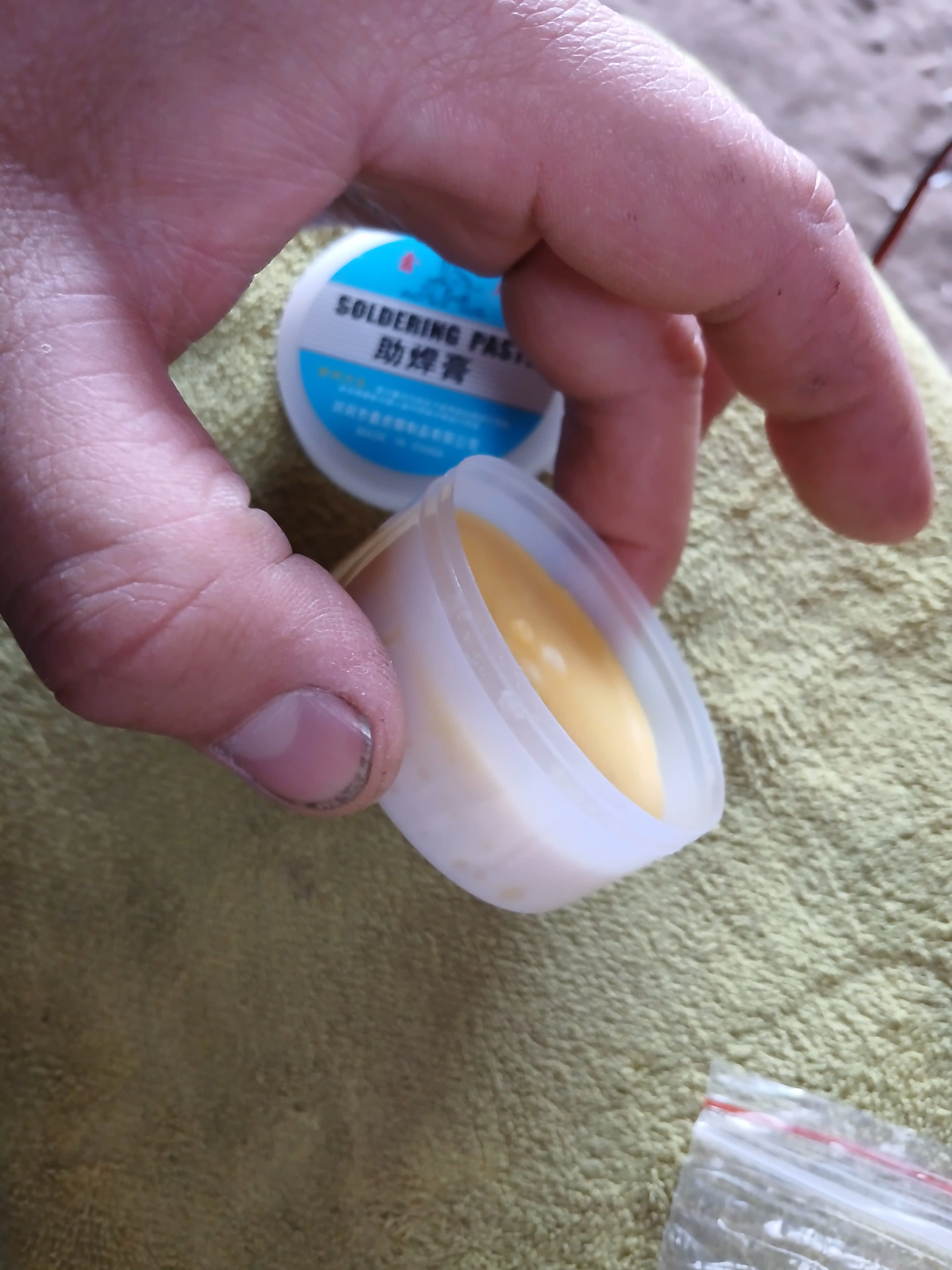 Паяльная паста Solder Paste, 35 гр, для SMD компонентов, чистая пайка, канифоль