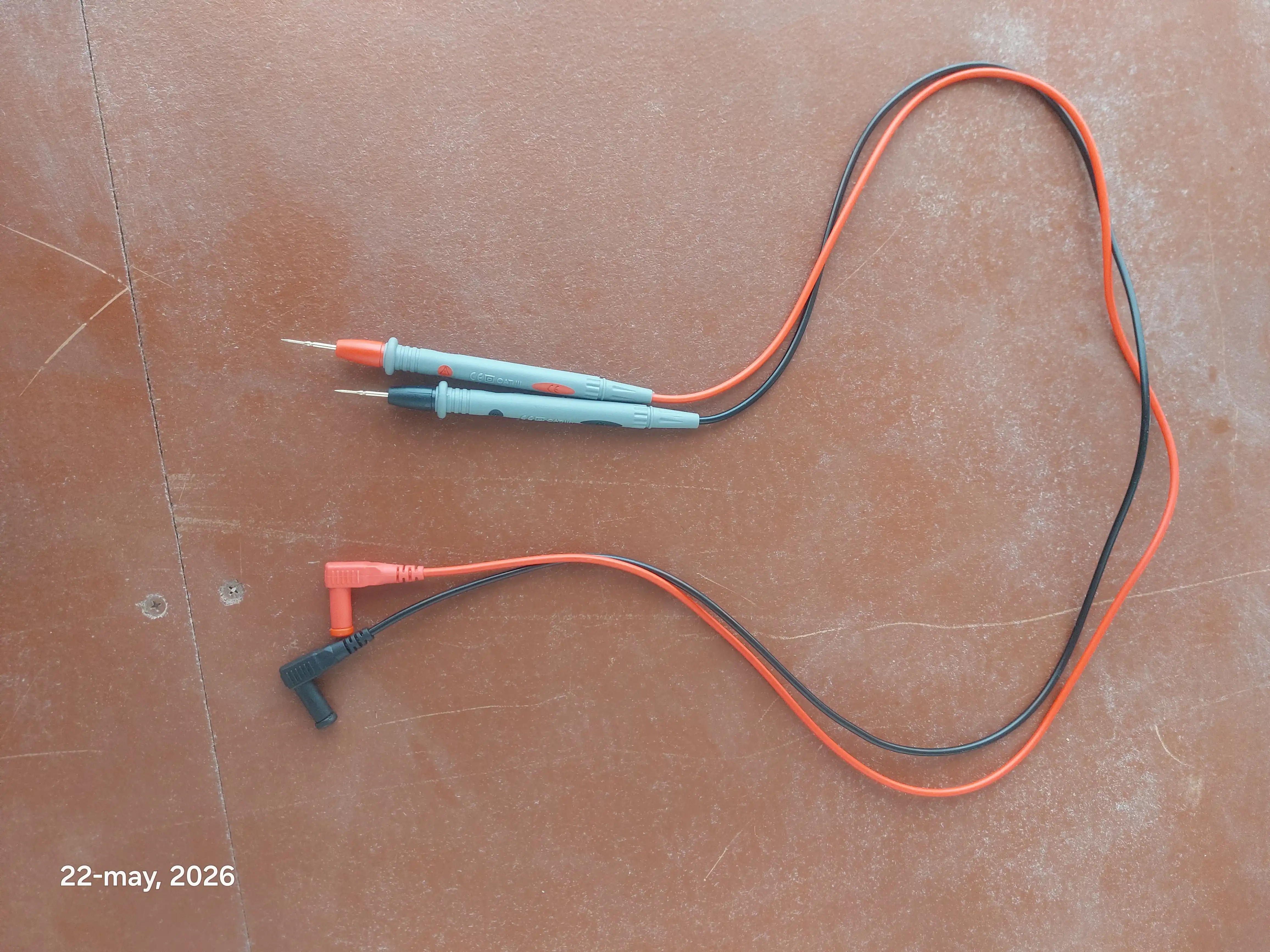 Щупы для мультиметра 10A/1000V – силикон, игольчатые наконечники, защитные колпачки