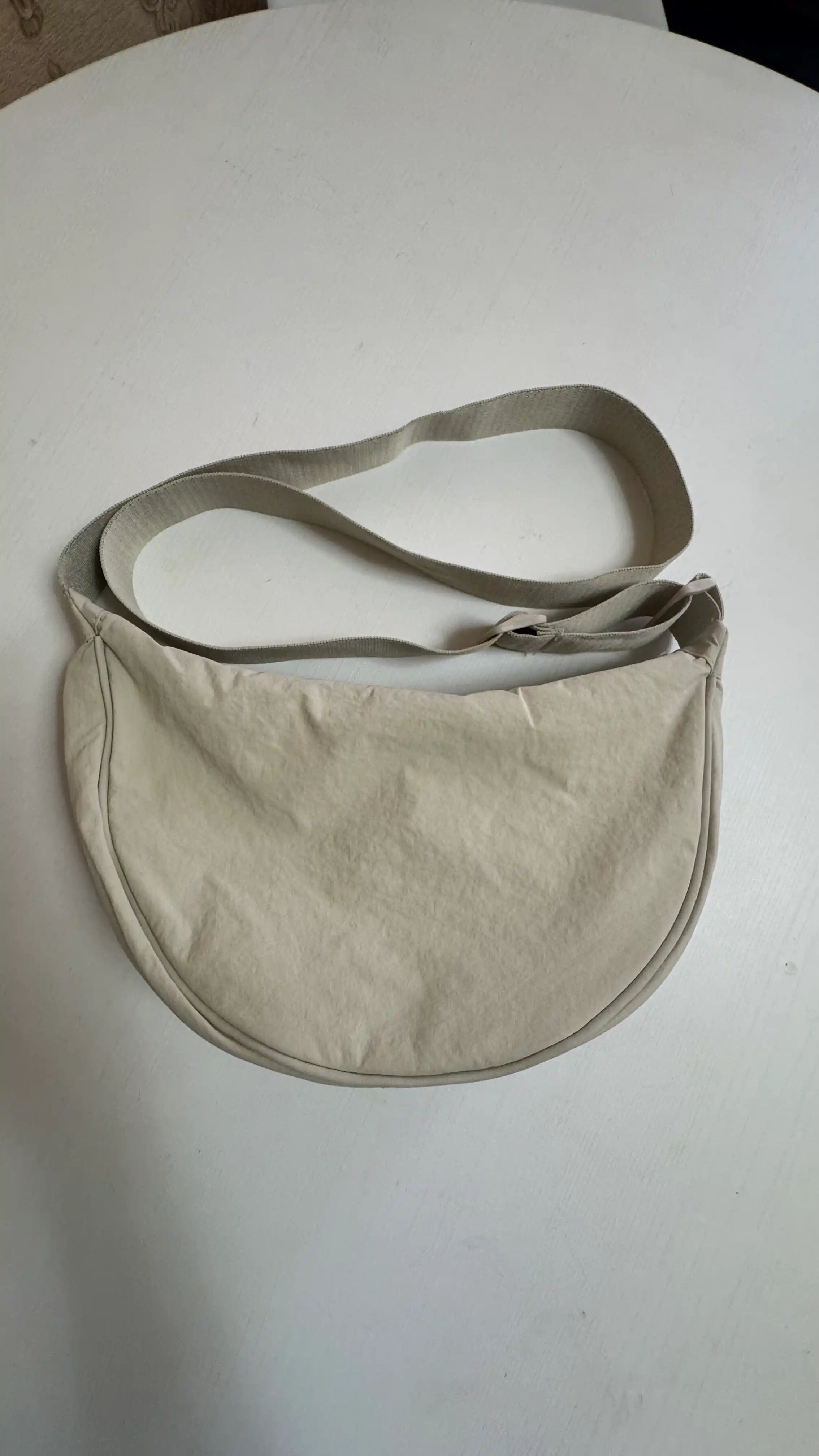 SADO Sling sumka, Krossbodi, Bananka