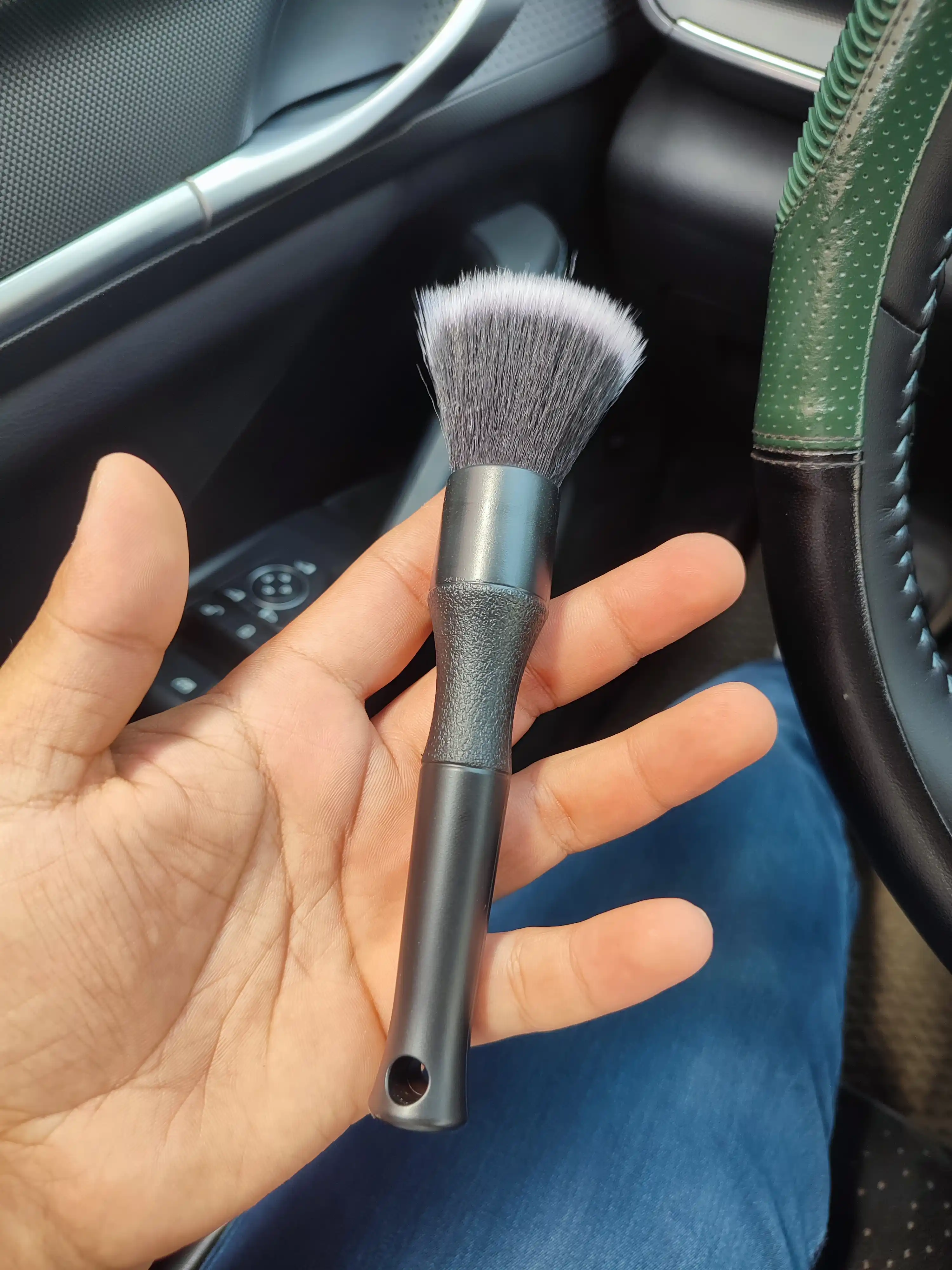 Кисть для детейлинга щетка автомобильная