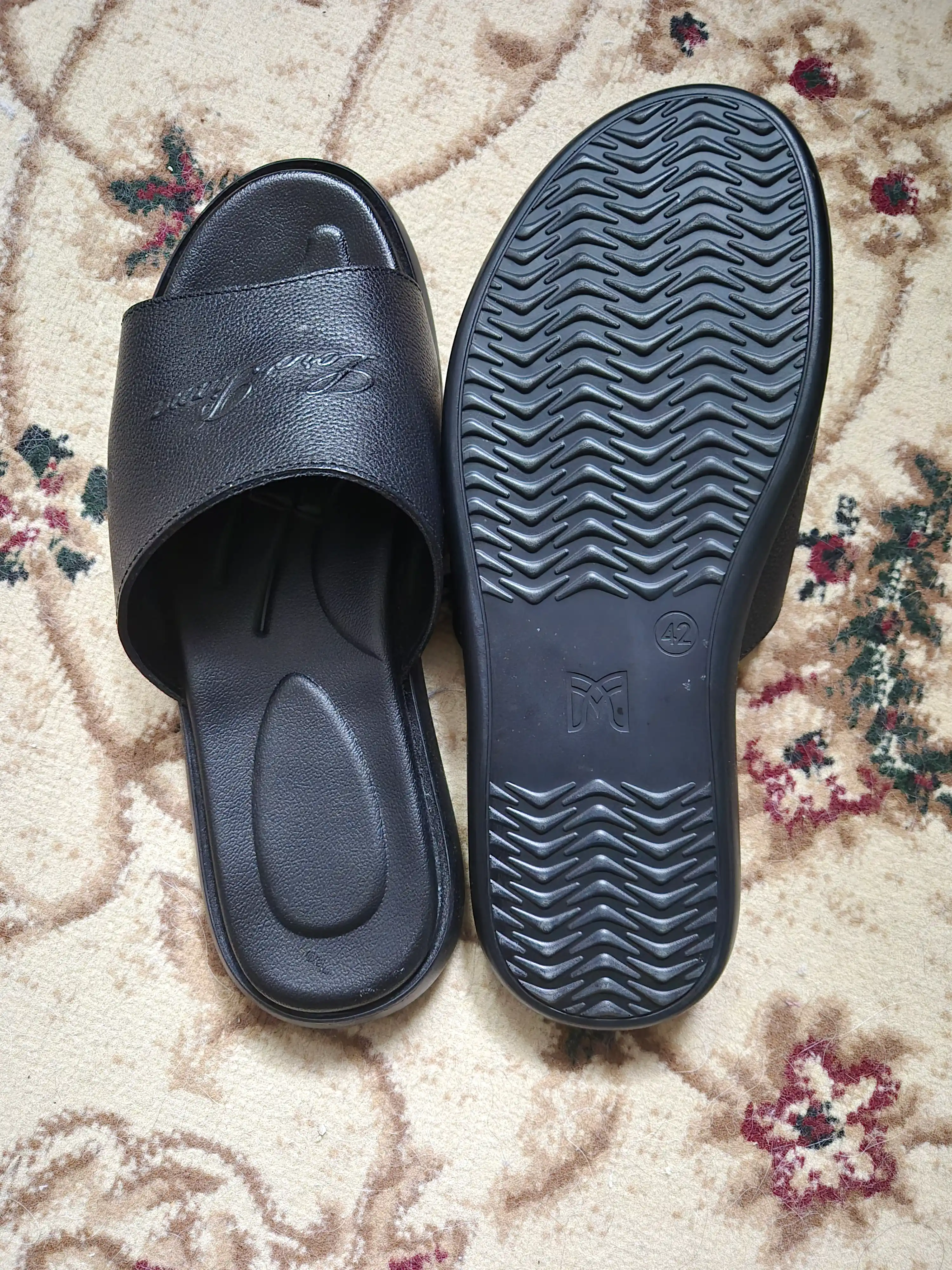 Erkaklar shippagi, 39-43 razmerda 100% tabiy teri orginall