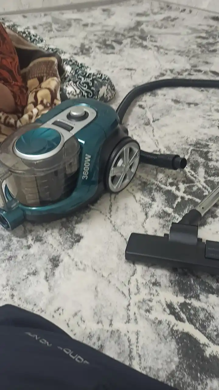 Пылесос Samsung PowerPro, 3600w, 4 л, с телескопической трубкой, с HEPA фильтром