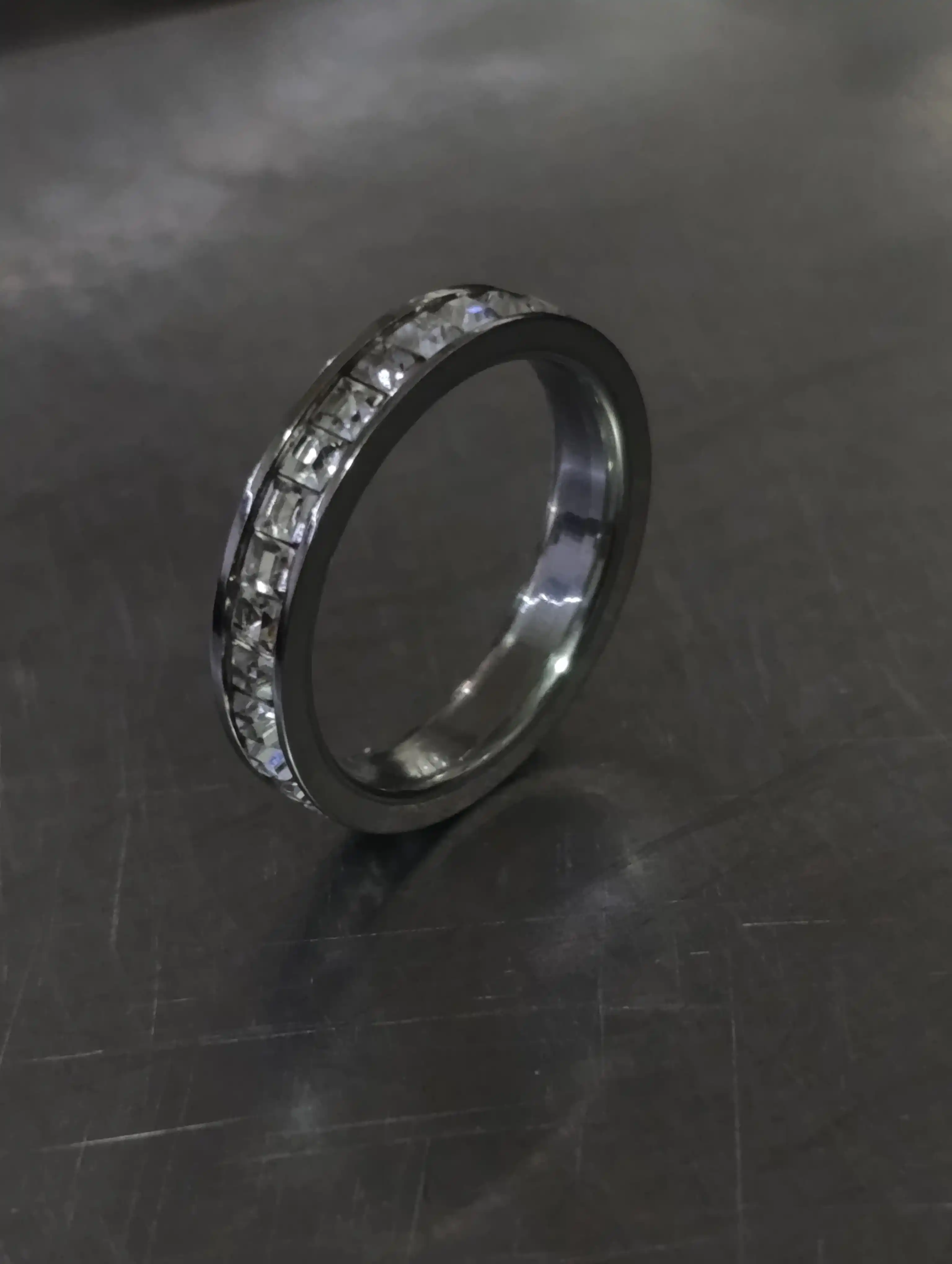 Ayollar va qizlar uchun Cartier Stainless Steel, toshli va toshsiz uzuklar