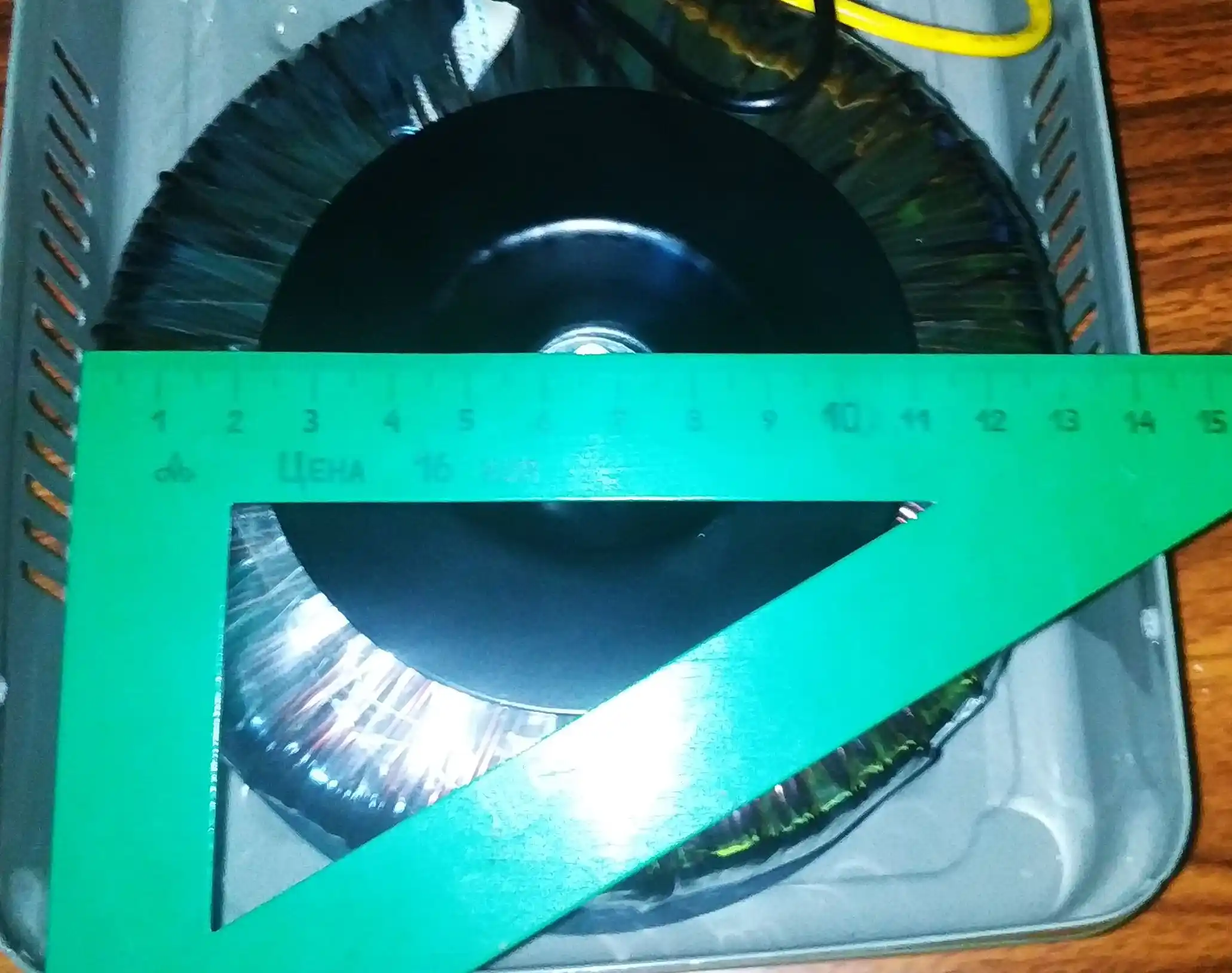 Понижающий трансформатор 220V-110V 2000W