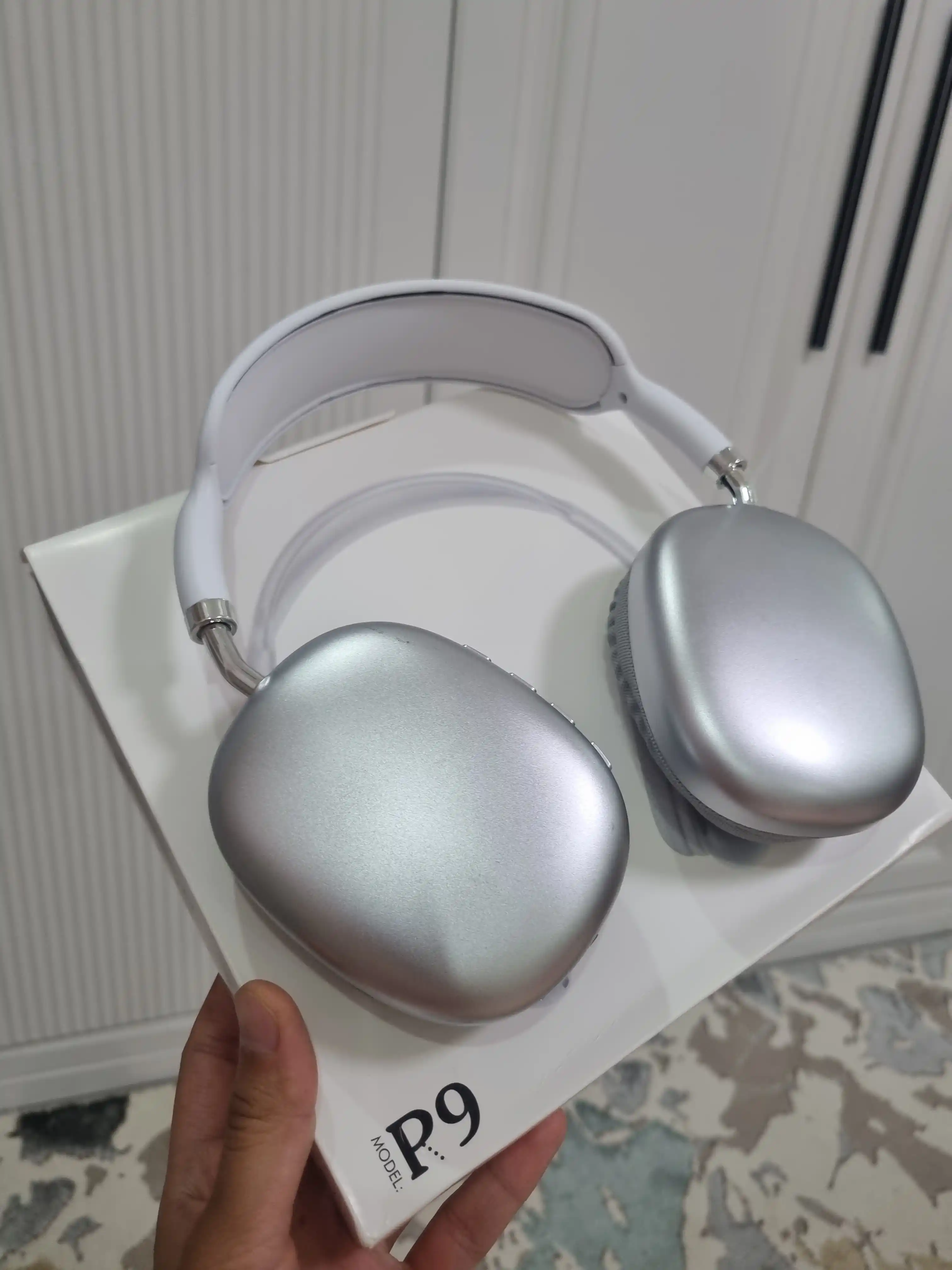 Simsiz quloqchinlar P9 Bluetooth, mikrofonli, to'liq o'lchamli