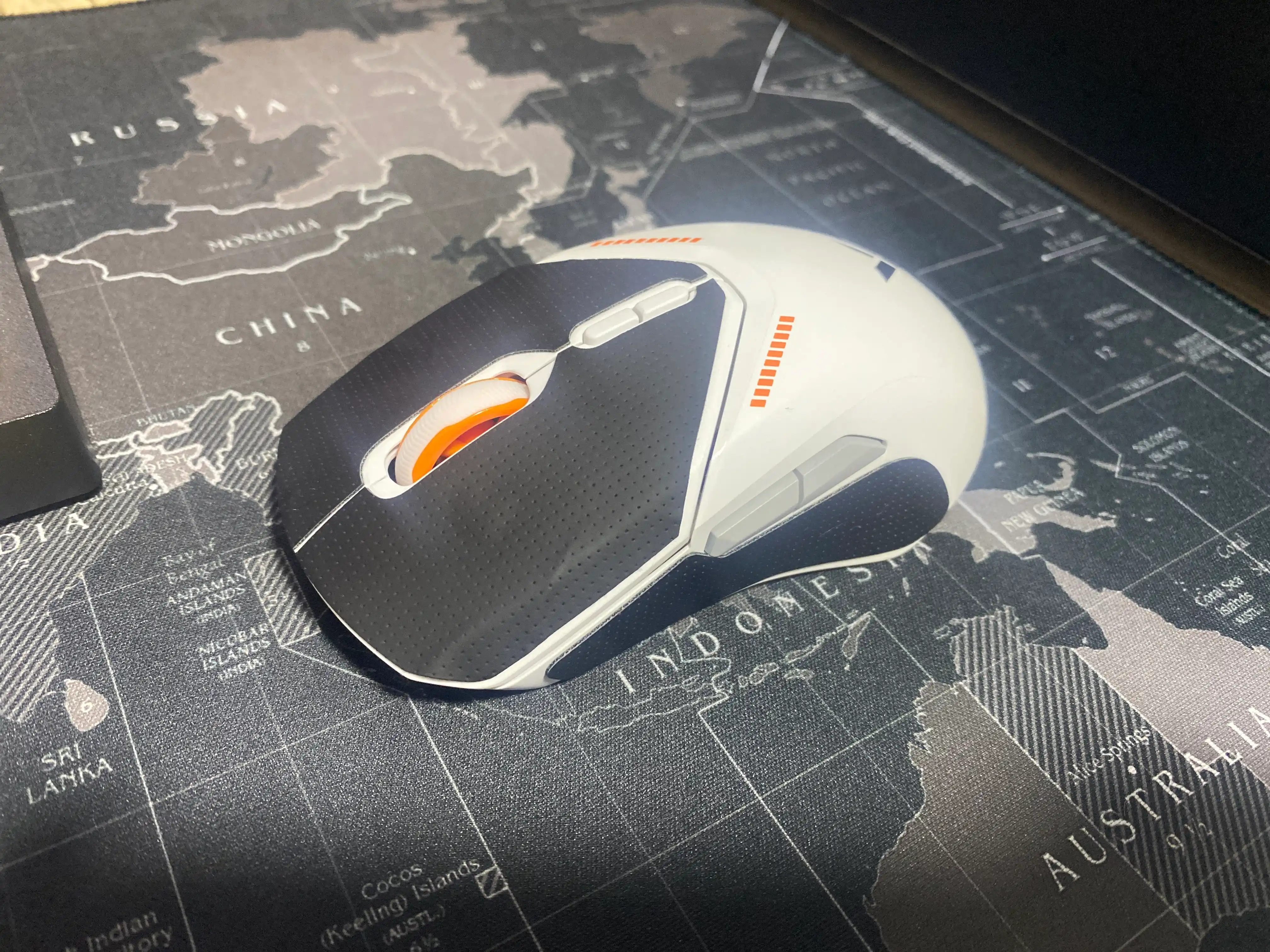 Беспроводная игровая мышь Rapoo VT9 Pro, PAW3395, 26000 DPI, 68г, Special Edition