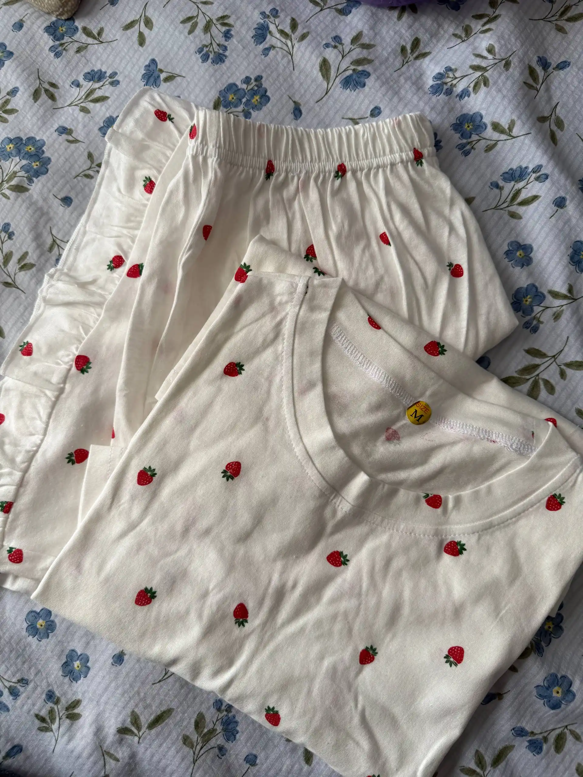 Ayollar va qizlar uchun pijama, shortik, futbolka, pijama yozgi
