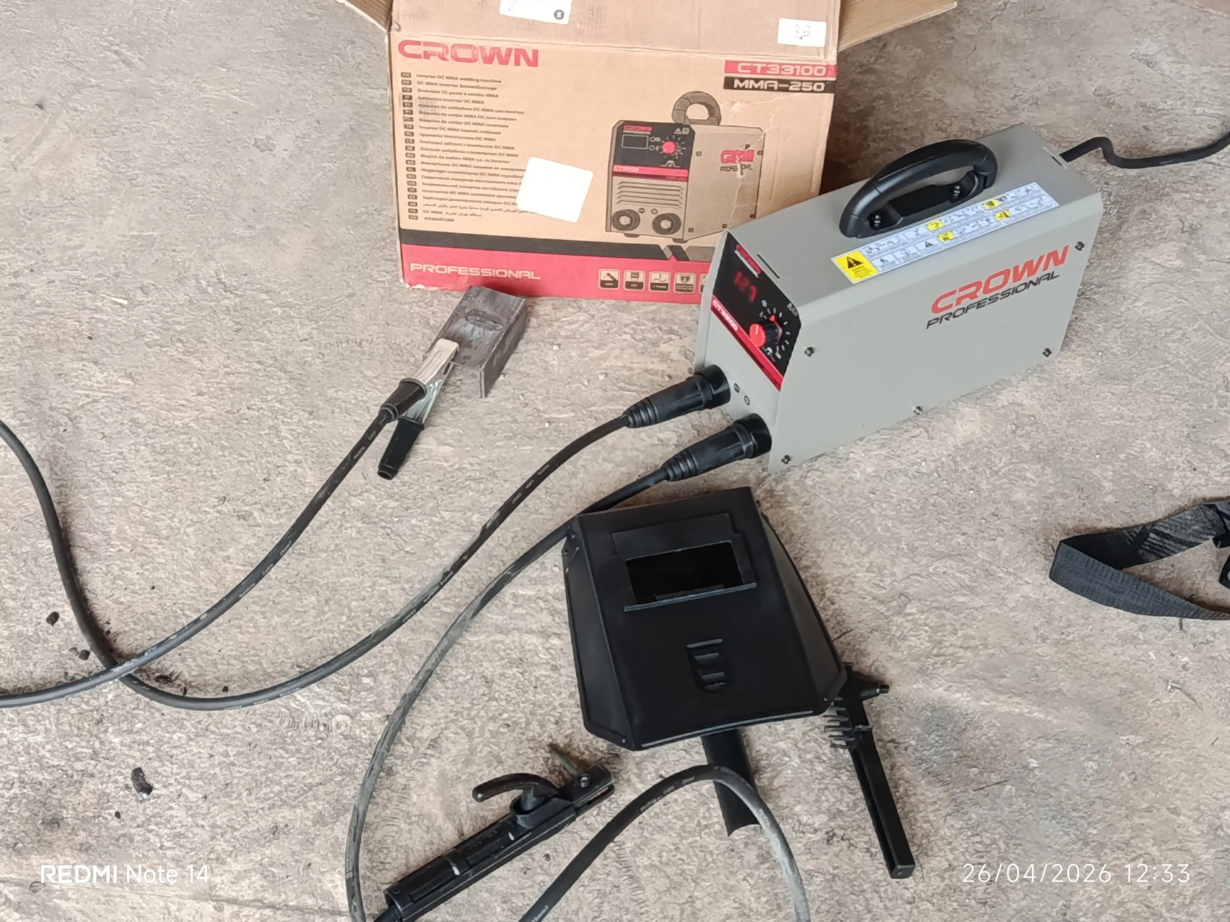 Сварочный аппарат CROWN CT33100, 200A/5