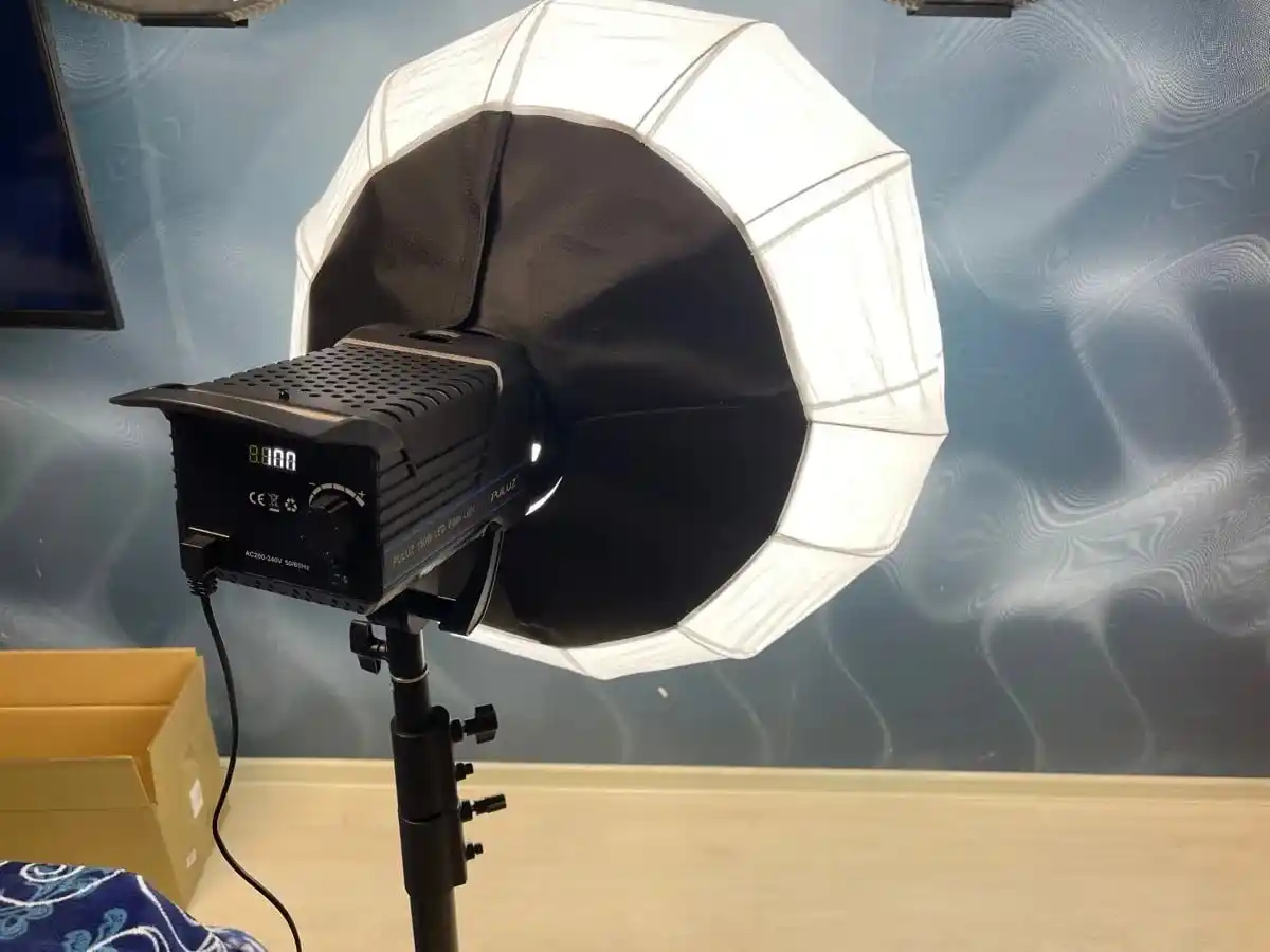 Foto va video suratga olish uchun to‘plam, foto soyabon, RGB, shtativ